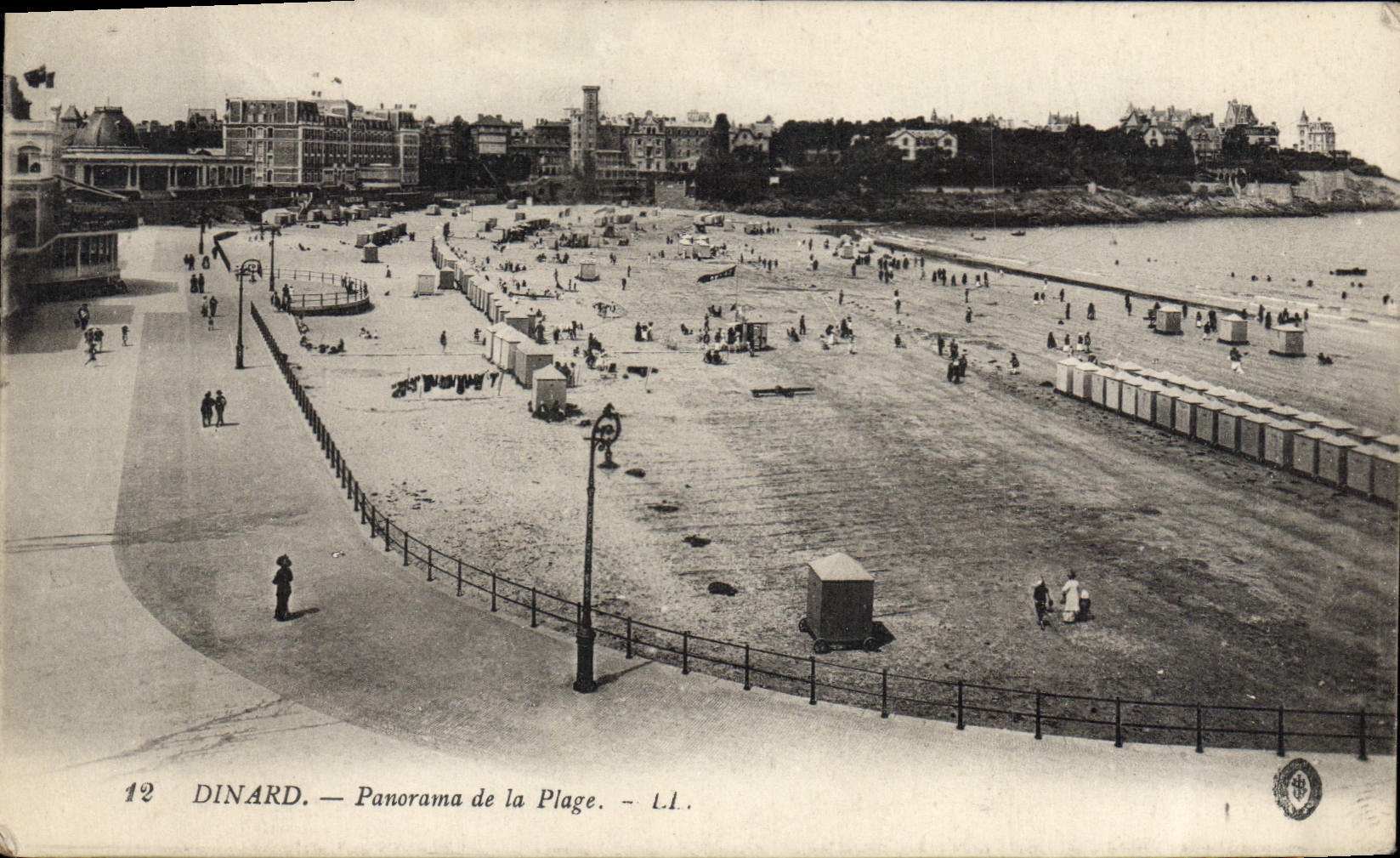 CPA Dinard Panorama De La Plage