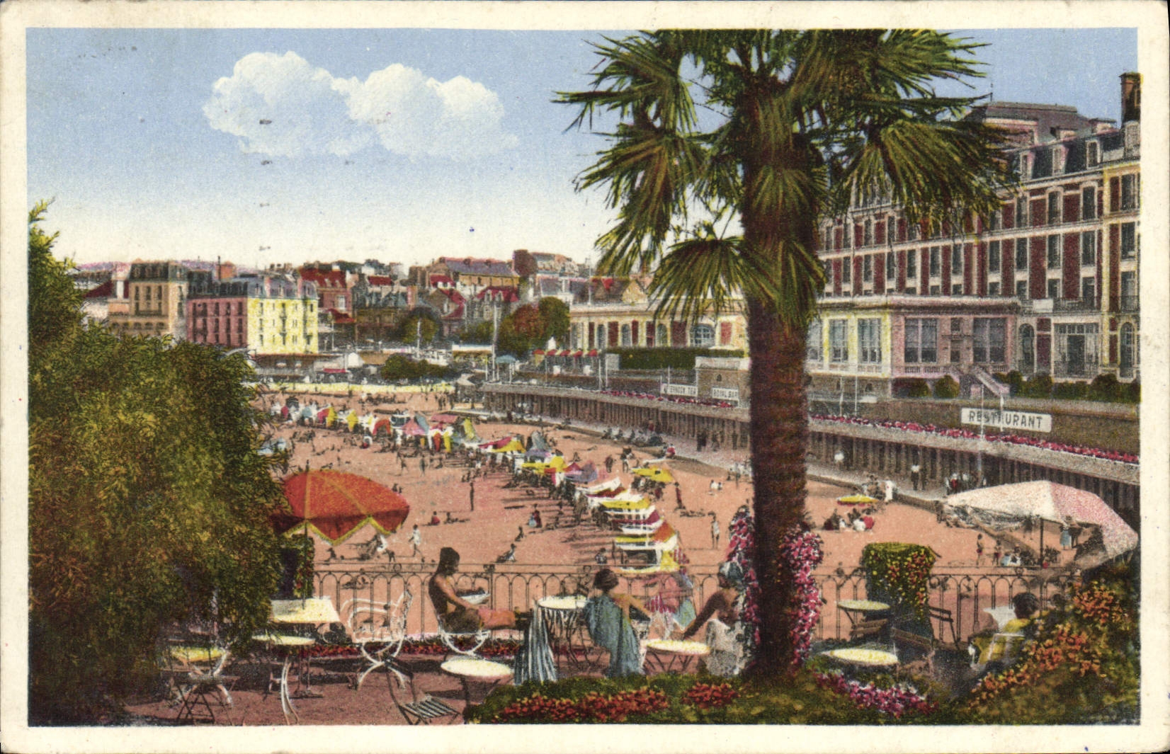 CPA Dinard La Plage Et Les Nouvelles Cabines