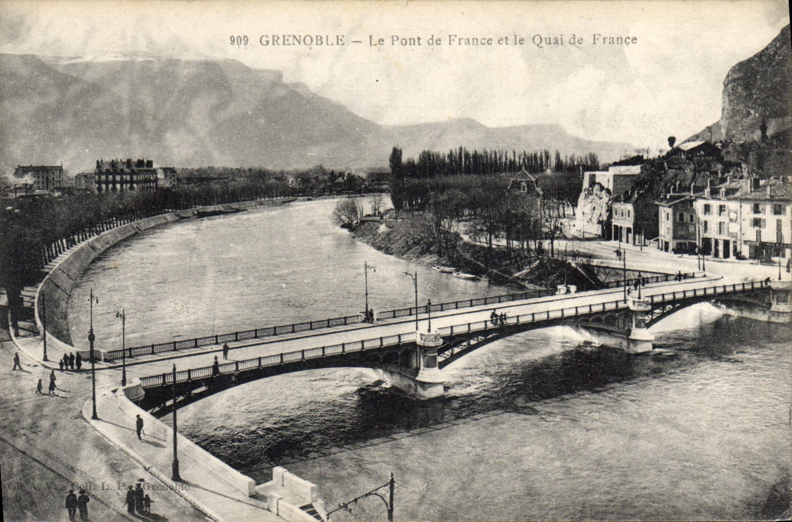 CPA Grenoble Le Pont De France Et Le Quai De France