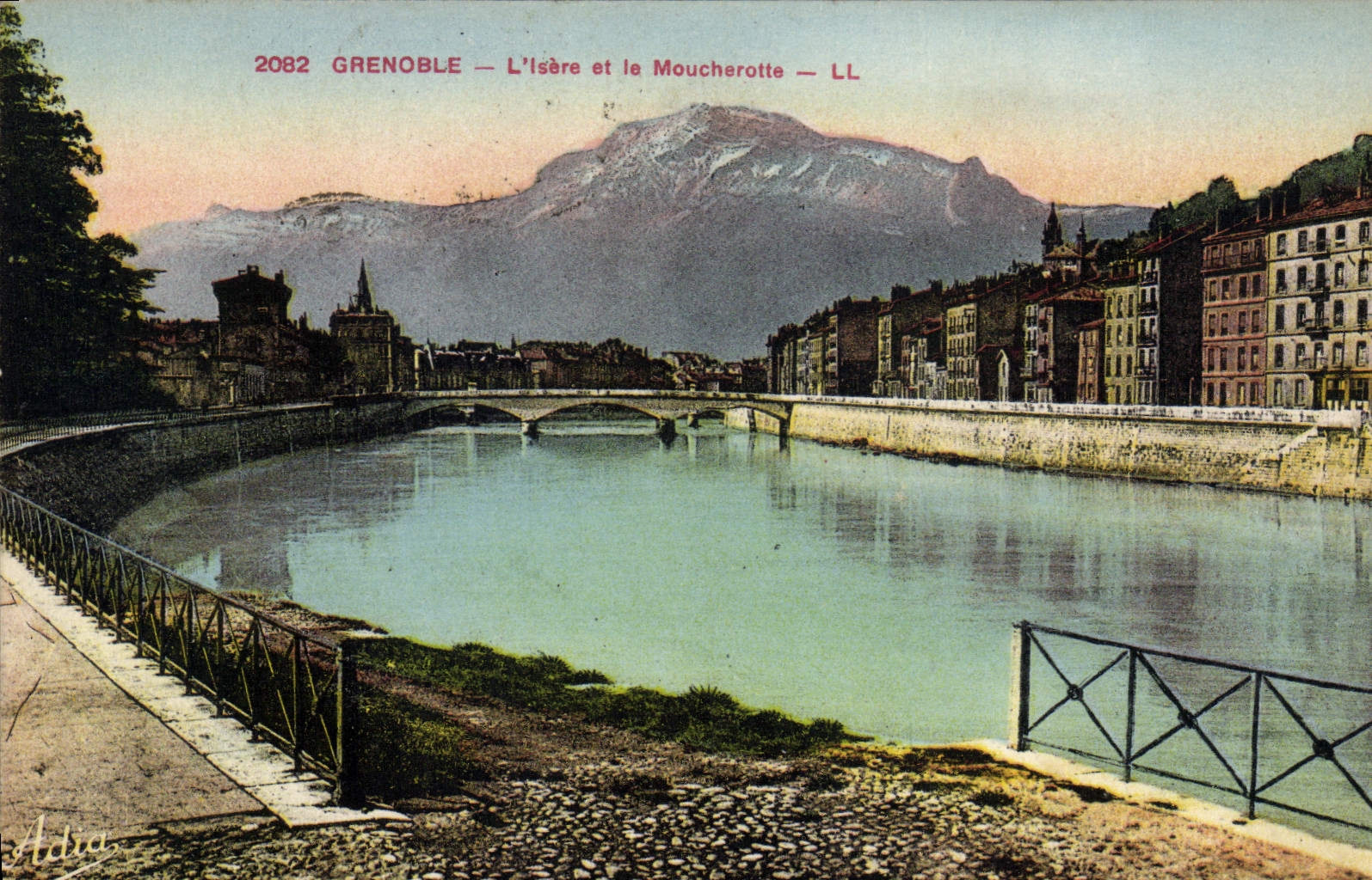 CPA Grenoble L'Isere Et Le Moucherotte