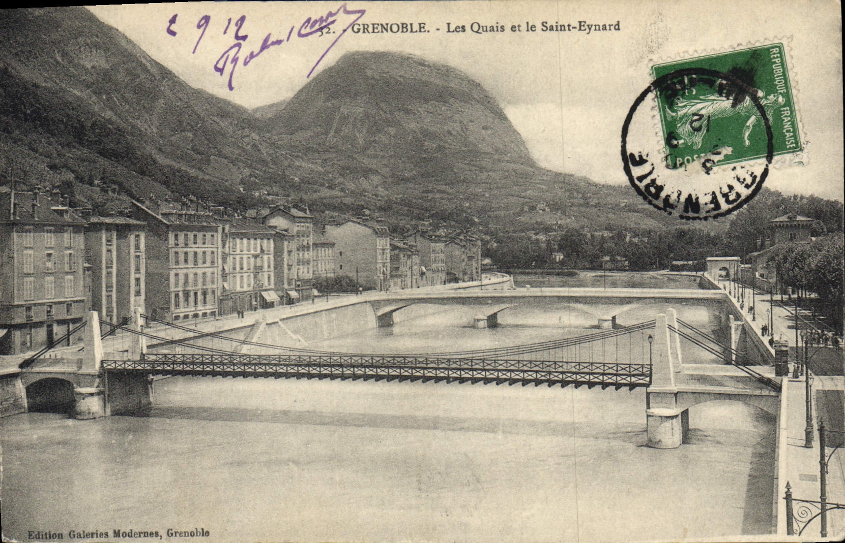 CPA Grenoble Les Quais Et Le Saint Eynard