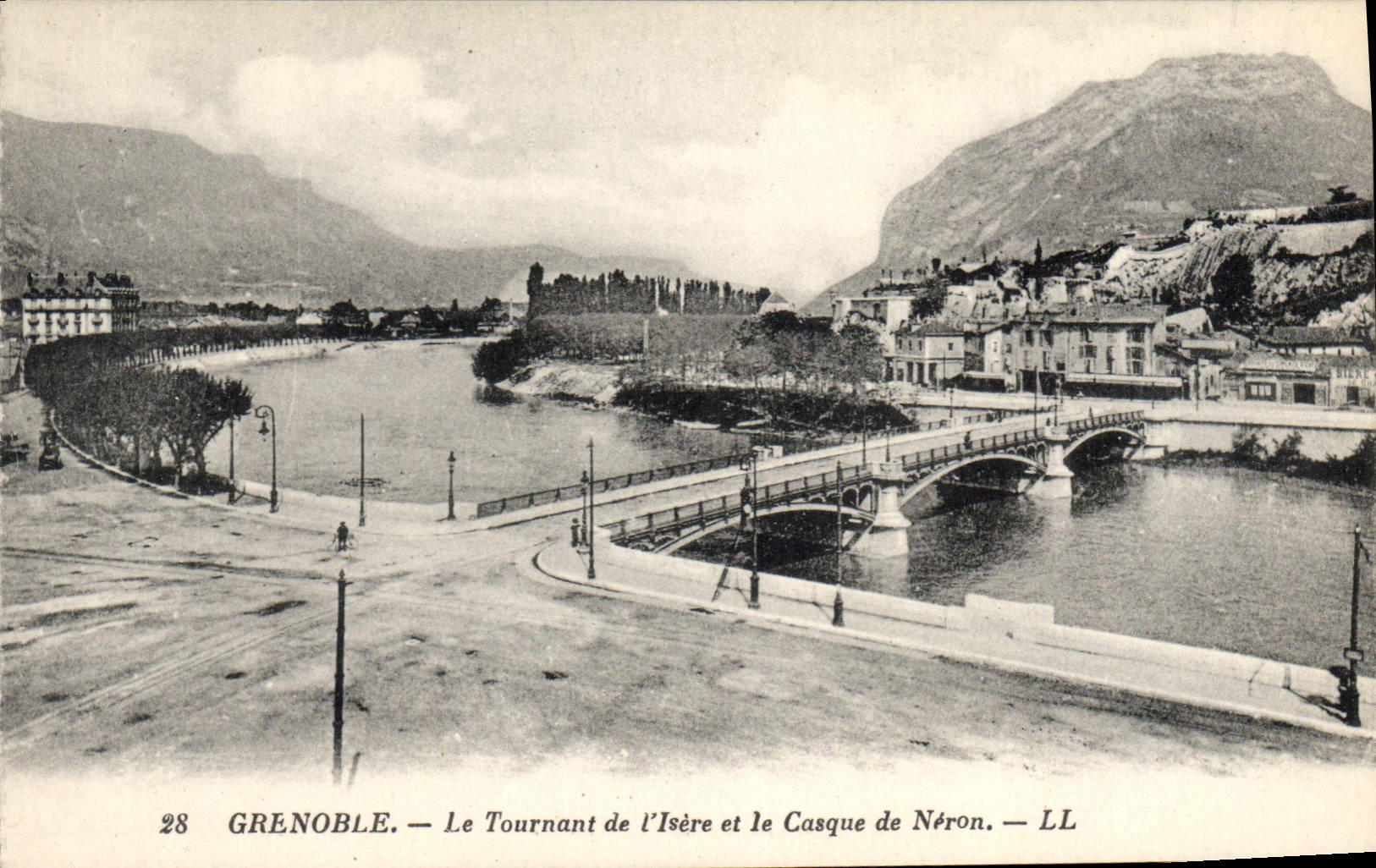 CPA Grenoble Le Tournant De I'Isere Et Le Casque De Neron