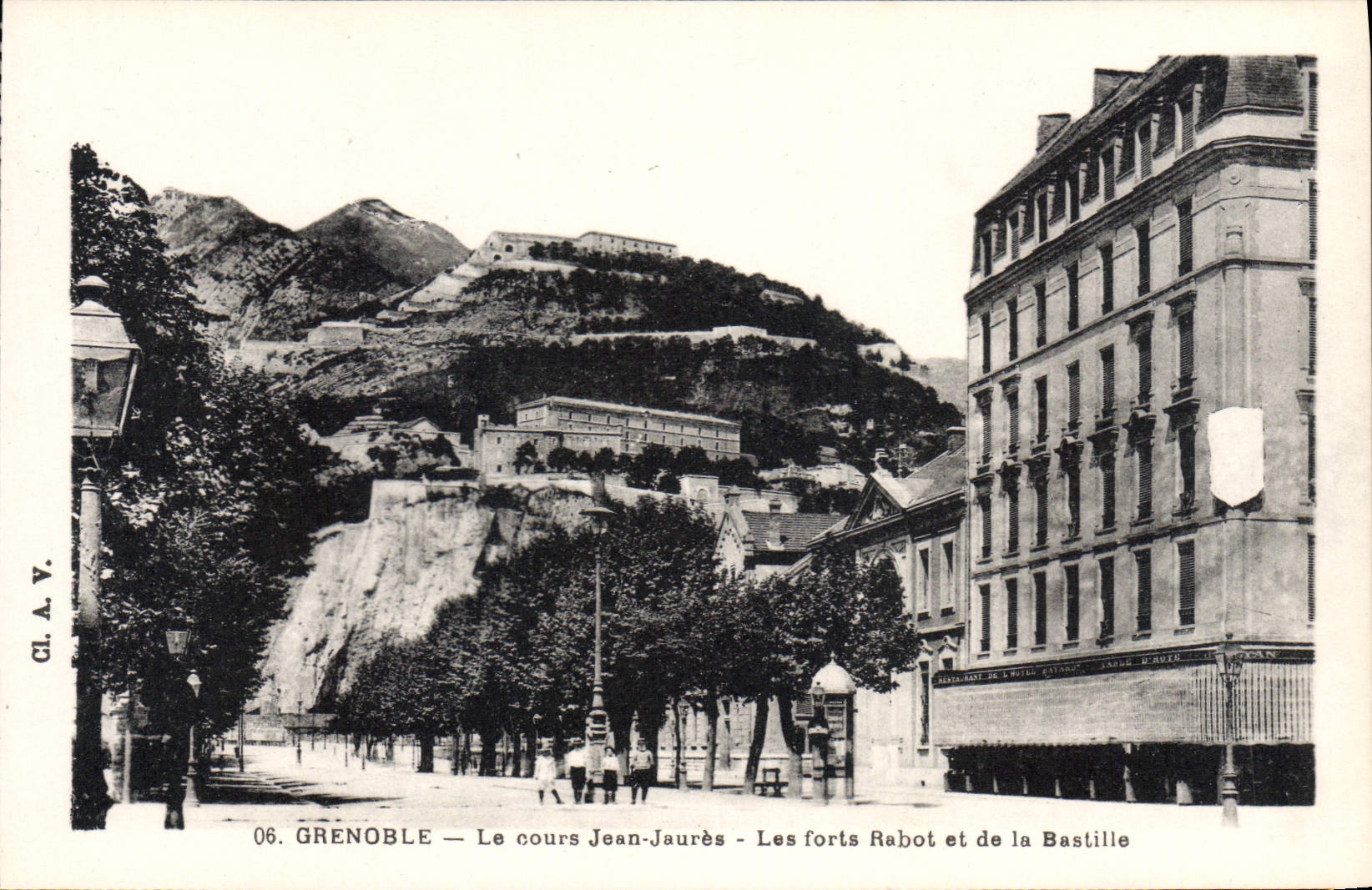 CPA Grenoble Le Cours Jean Jaures Les Forts Rabot Et De La Bastille