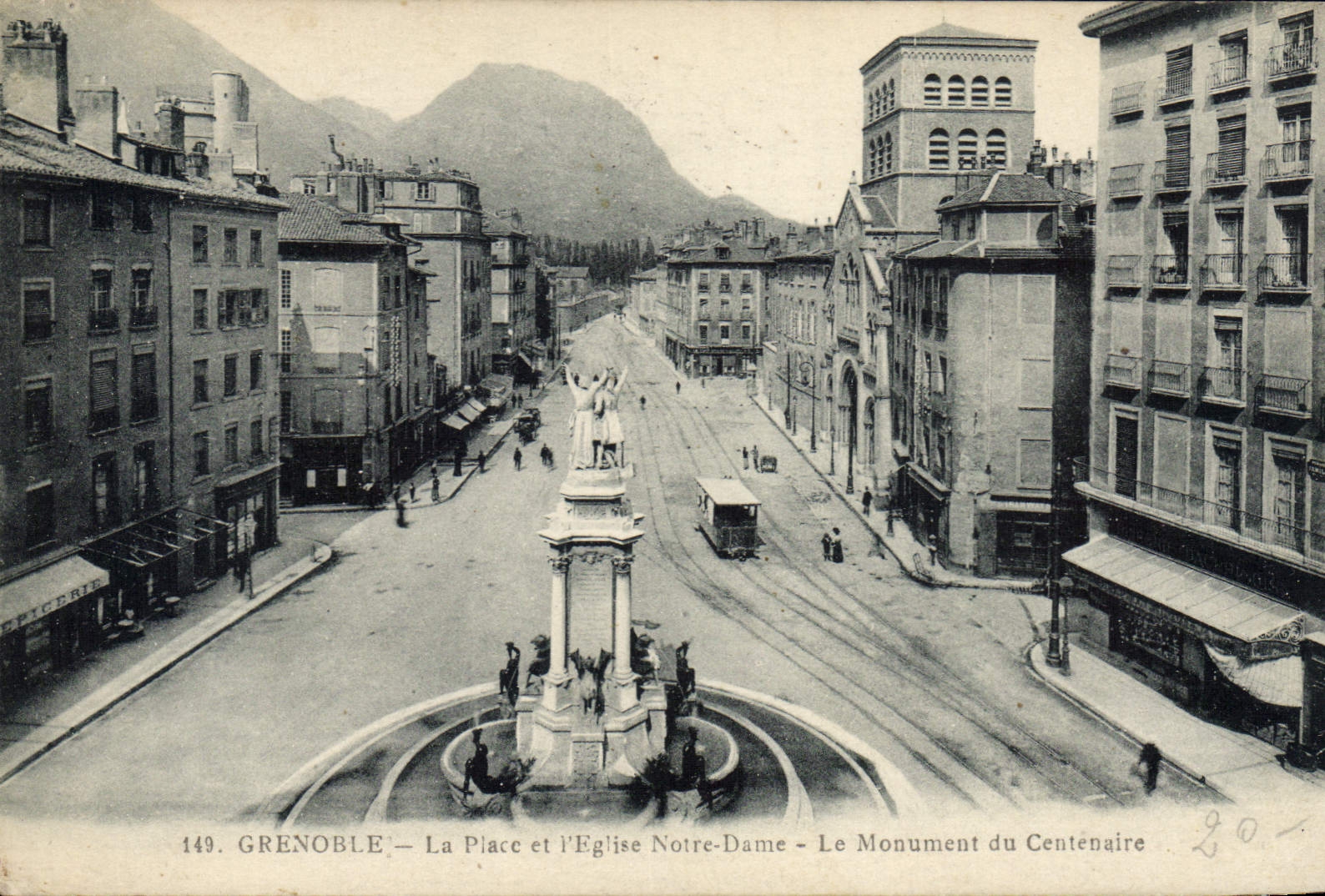 CPA Grenoble La Place Et I'Eglise Notre Dame Le Monument Du Centenaire