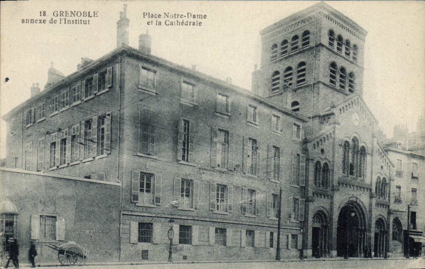 CPA Grenoble Place Notre Dame Et La Cathedrale annexe de l'institut