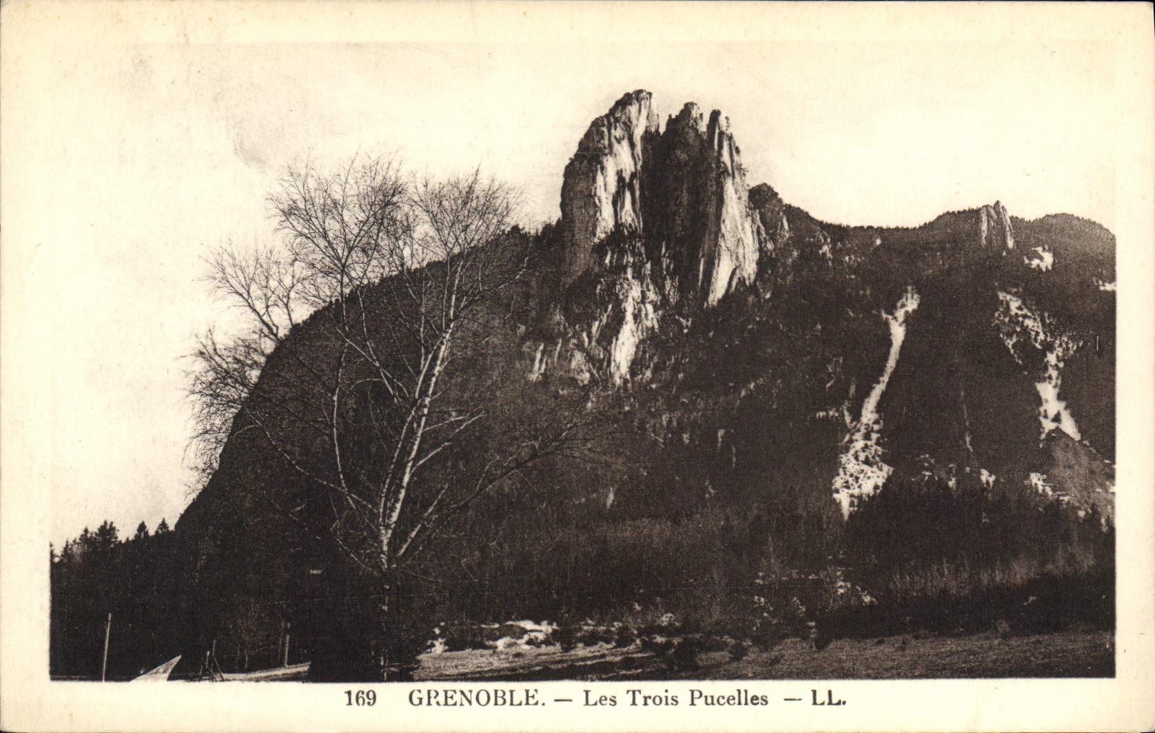 CPA Grenoble Les Trois Pucelles