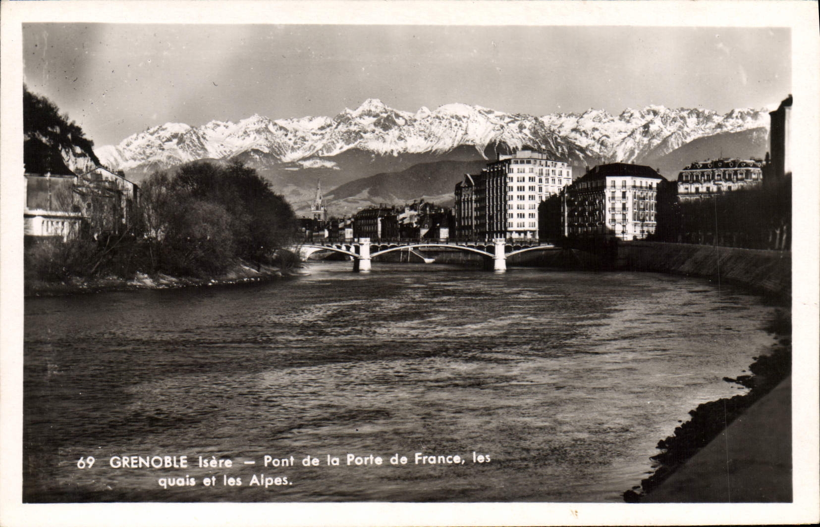 CPA Grenoble Isere Pont De La Porte De France Les quais
