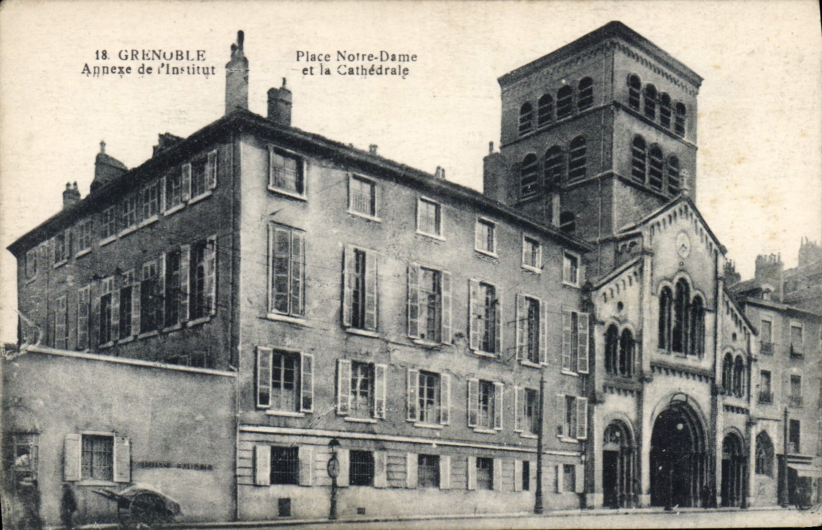 CPA Grenoble Place Notre Dame Et La Cathedrale annexe de l'institut
