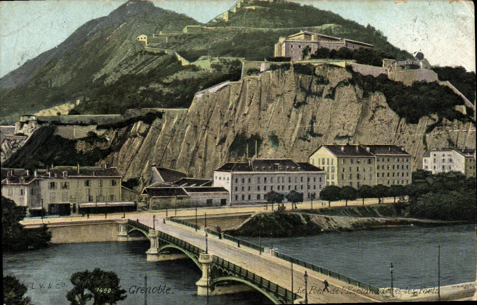 CPA Grenoble Le pont de l'esplanade et les forts