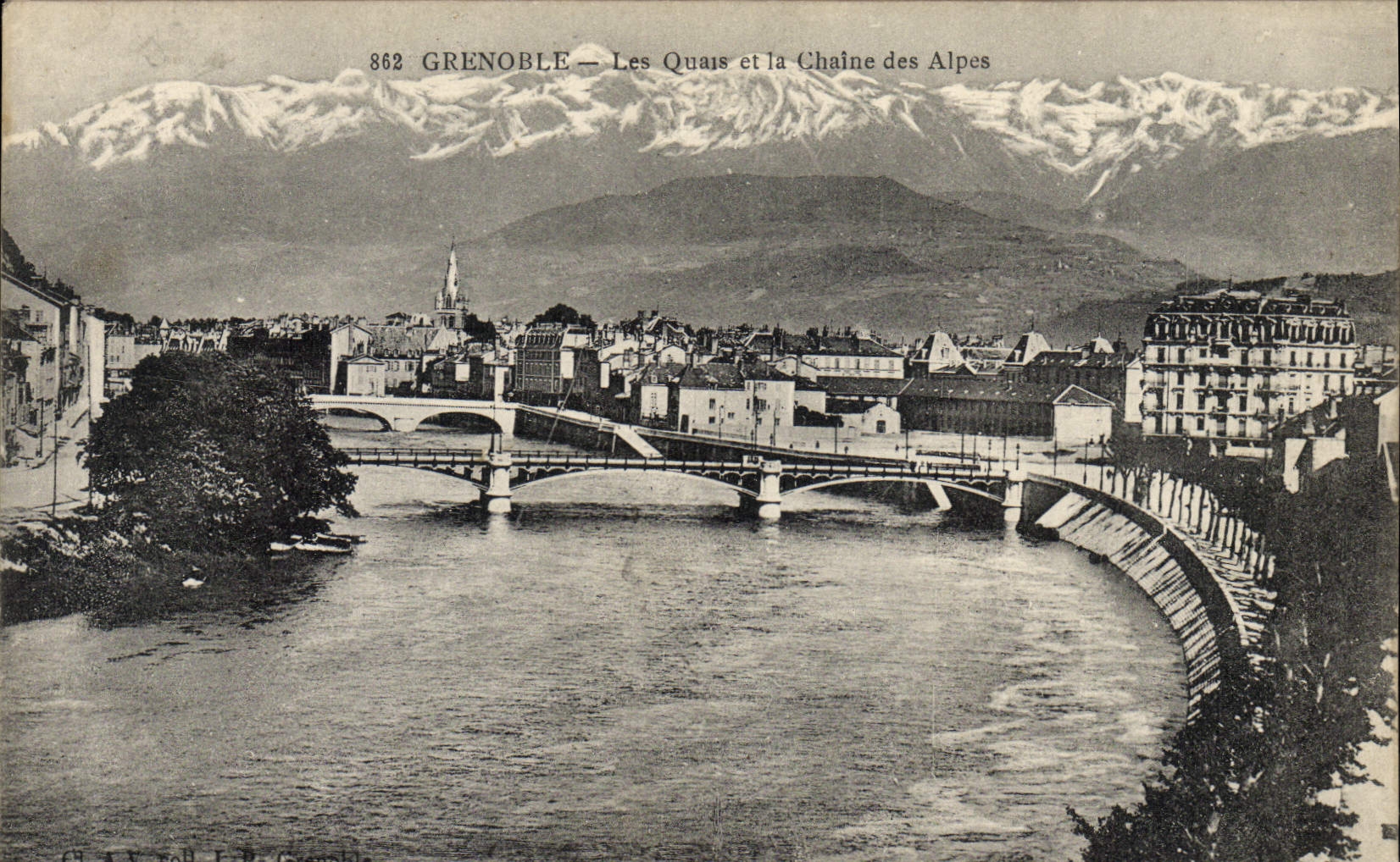 CPA Grenoble Les Quais Et La Chaine Des Alpes