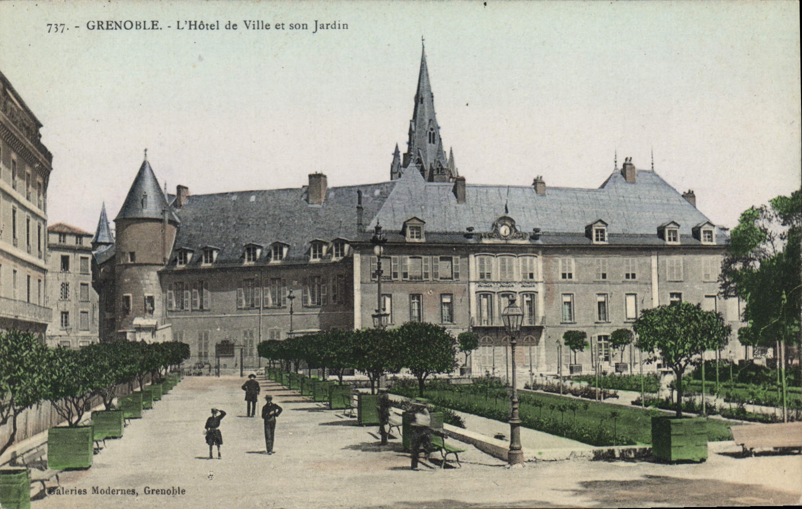 CPA Grenoble L'Hotel De Ville Et Son Jardin