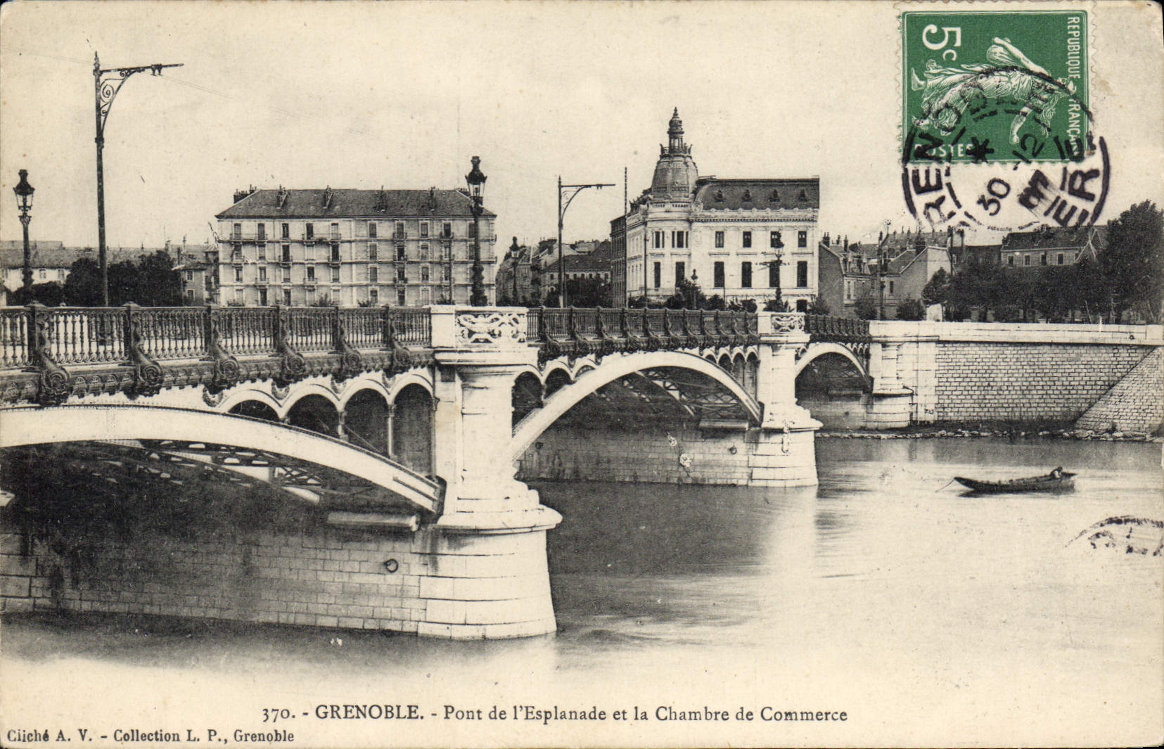CPA Grenoble Pont De I'Esplanade Et La Chambre De Commerce