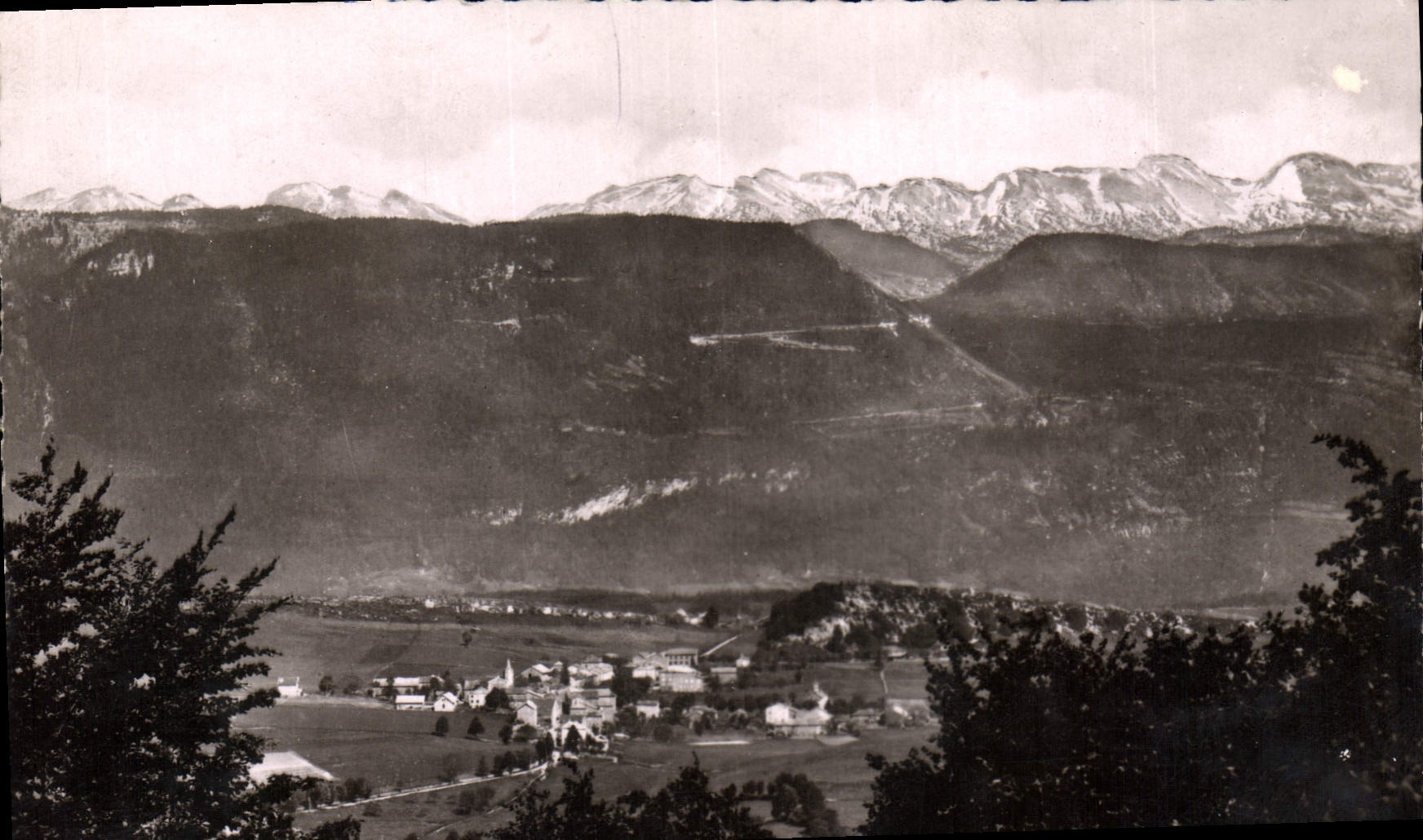 CPSM La Chapelle En Vercors Dans Son Nid Et La Chaine