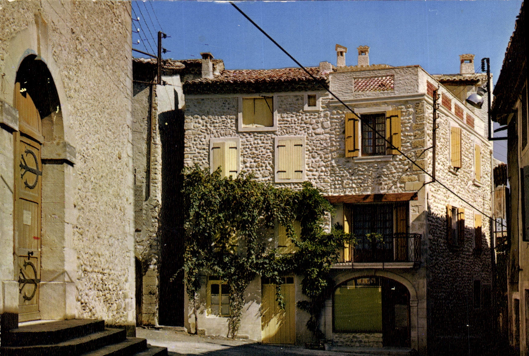 CPSM Vinsobres Place De I'Eglise