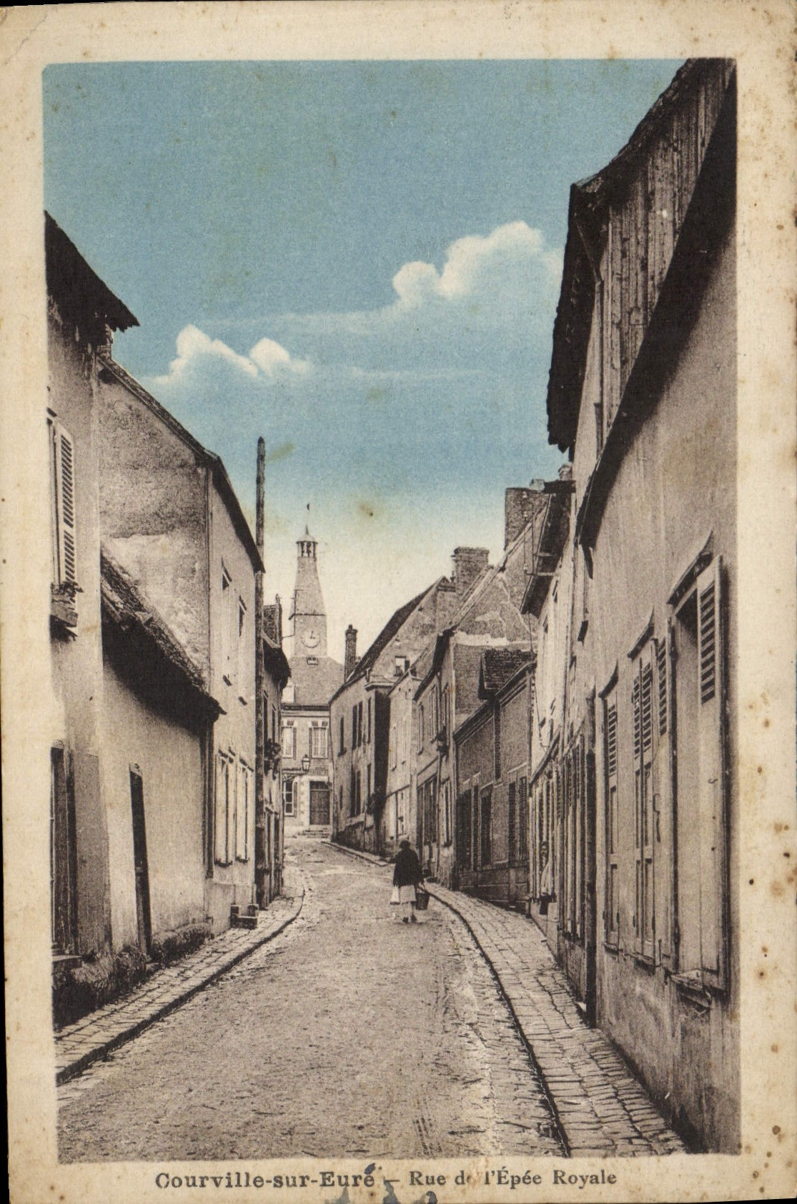 CPA Courville Sur Eure Rue I'Epee Royale