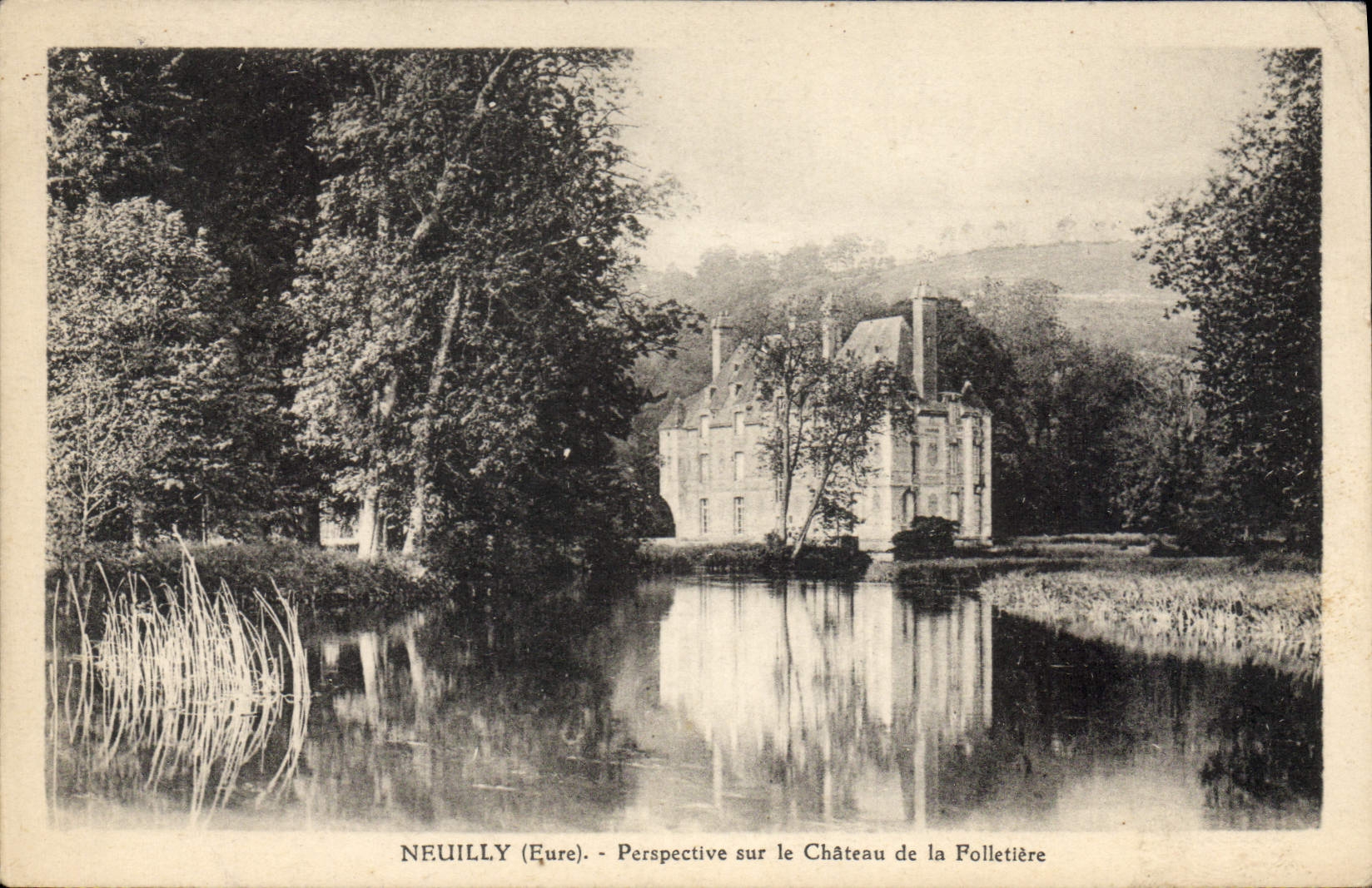 CPA Neuilly Perspective Sur Le Chateau De La Folletiere
