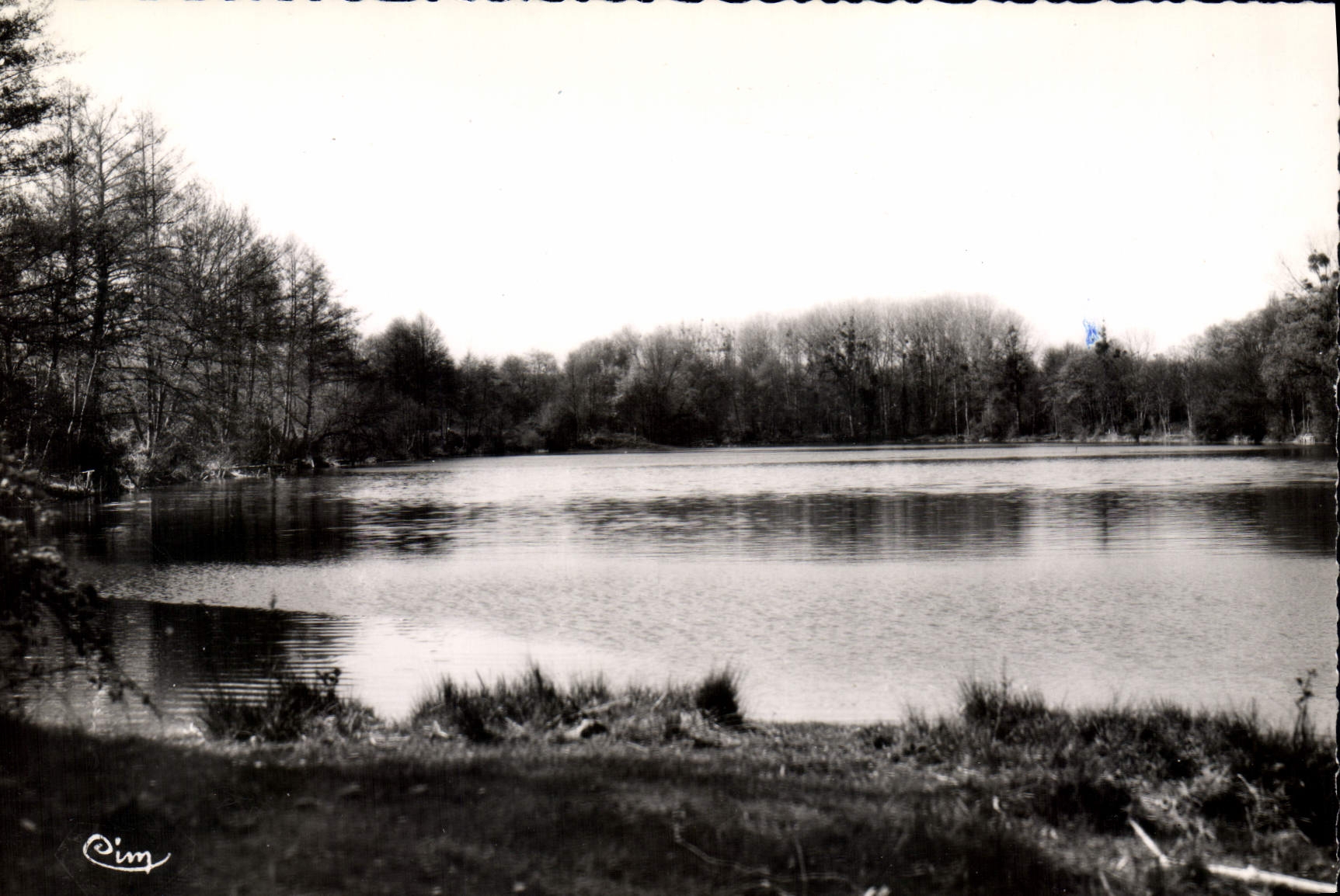 CPSM La Croix St Leufroy Le Coin Reve Des Pecheurs