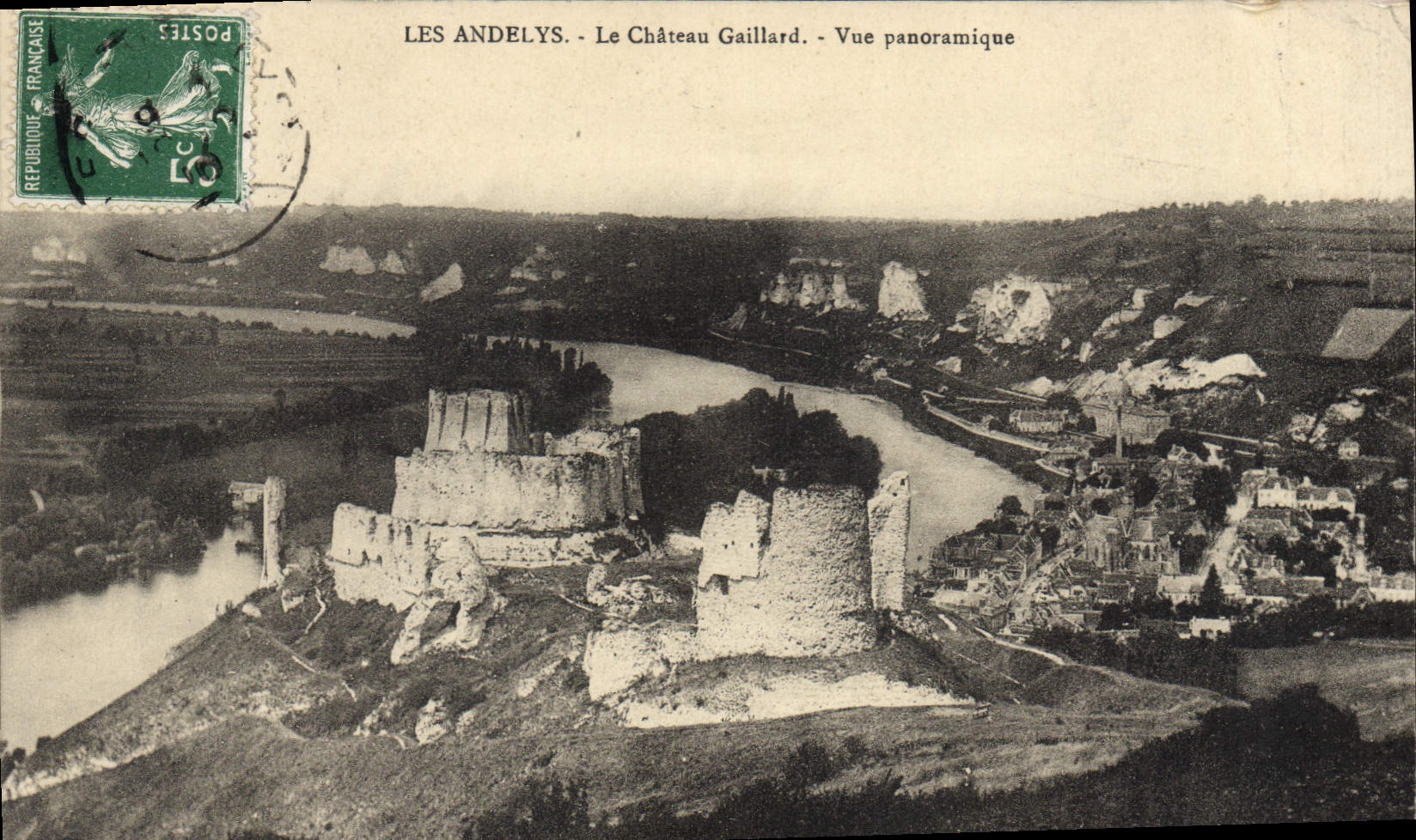 CPA Les Andelys Le Chateau Gaillard Vue Panoramique