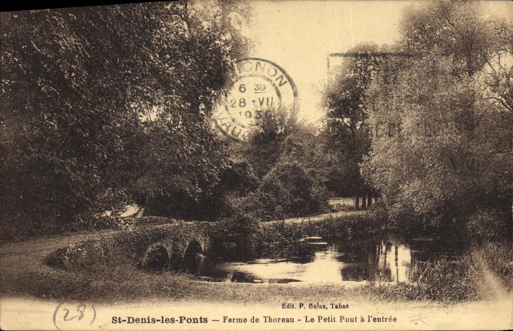 CPA St Denis Les Ponts Forme De Thoreau Le Petit Pont A I'Entree