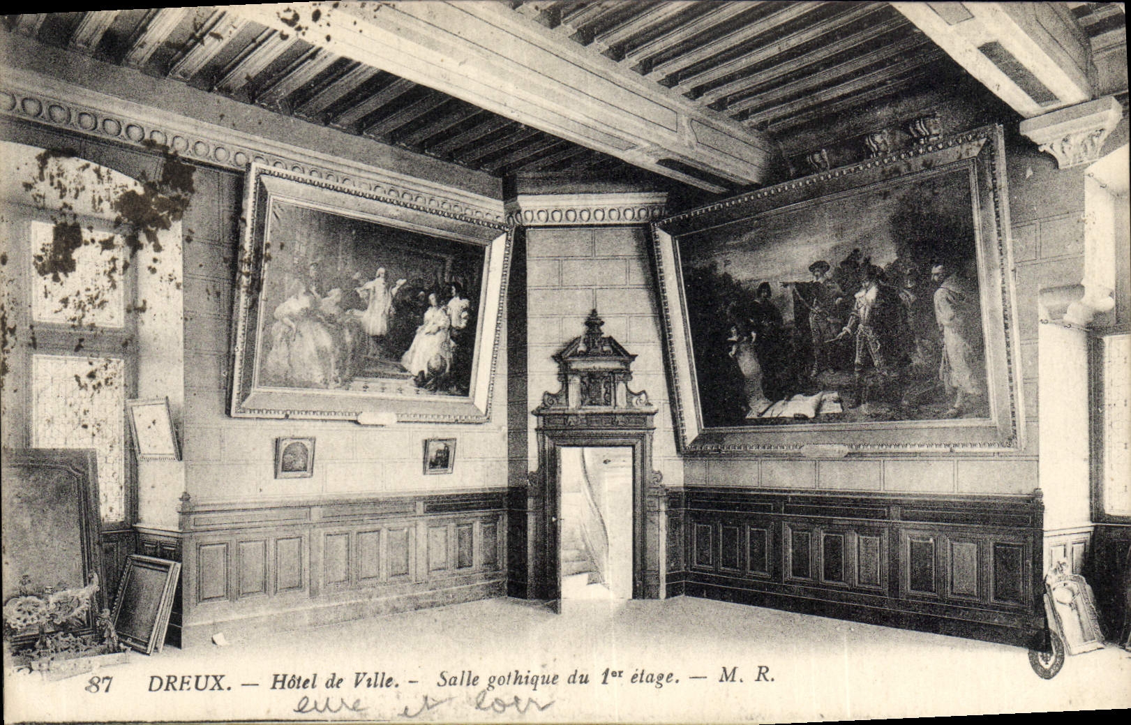CPA Dreux Hotel De Ville Salle Gothique