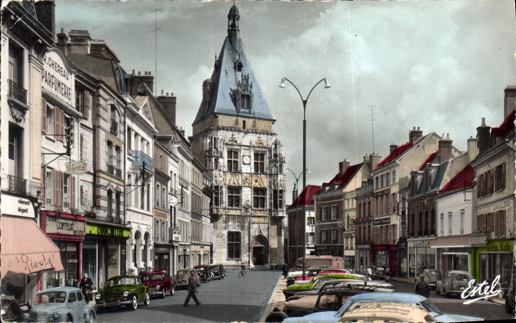 CPA Dreux La Grande Rue Maurice Violette