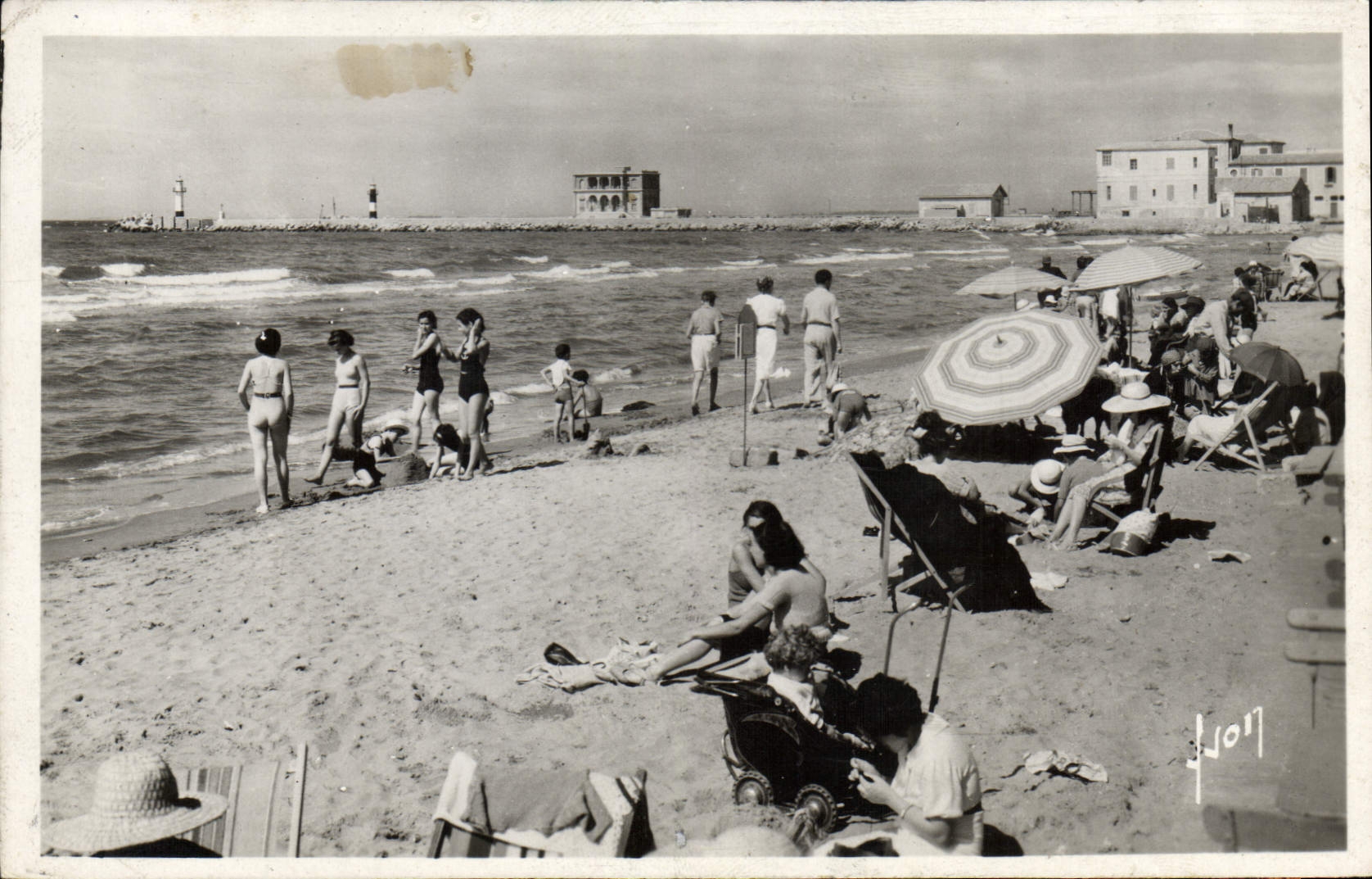 CPA Le Grau Du Roi La Grande Plage