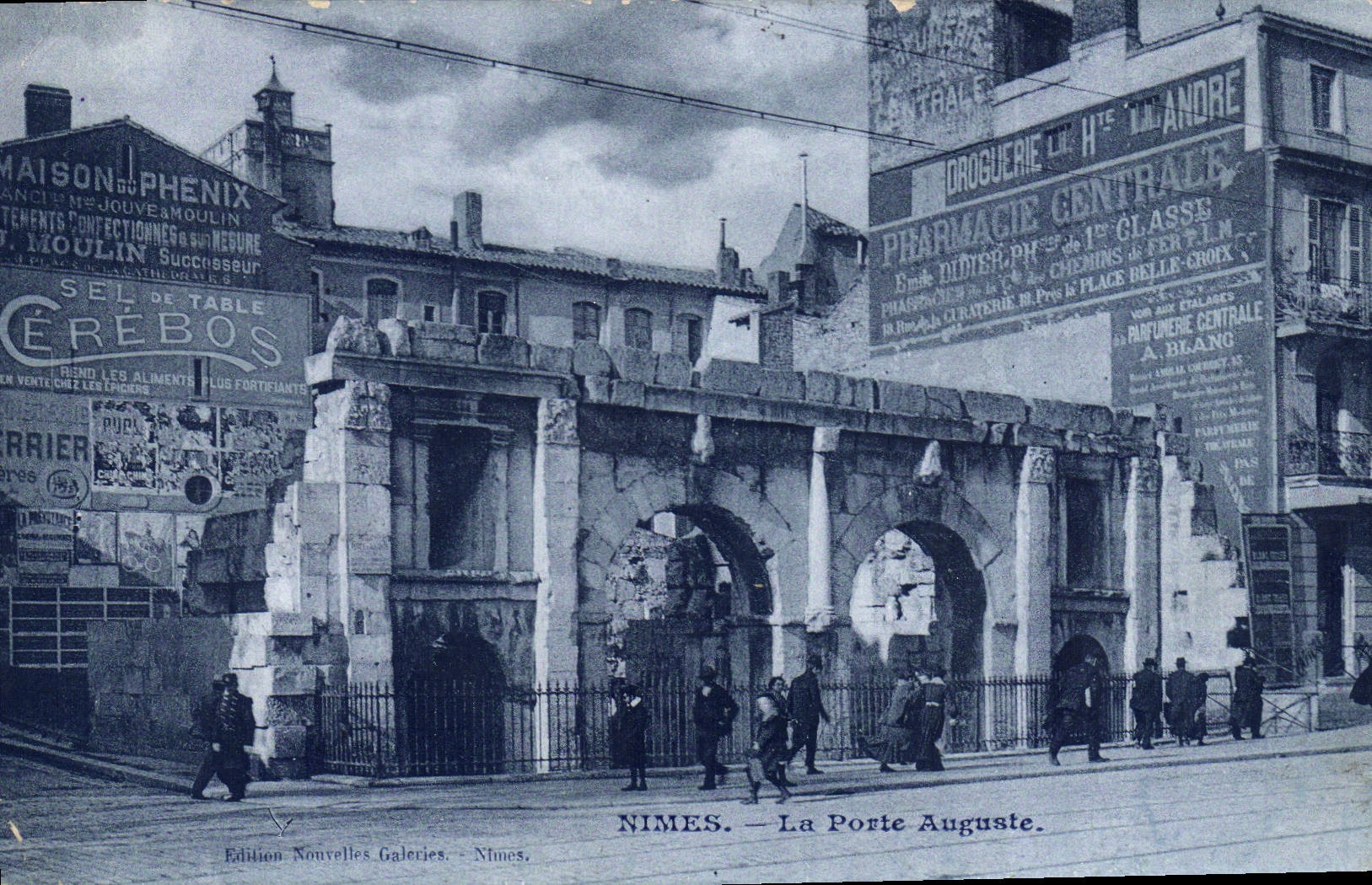 CPA Nimes La Porte Auguste