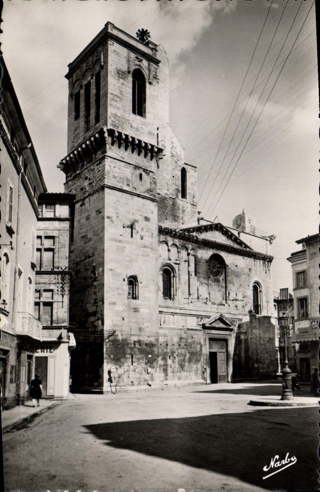 CPA Nimes La Cathedrale
