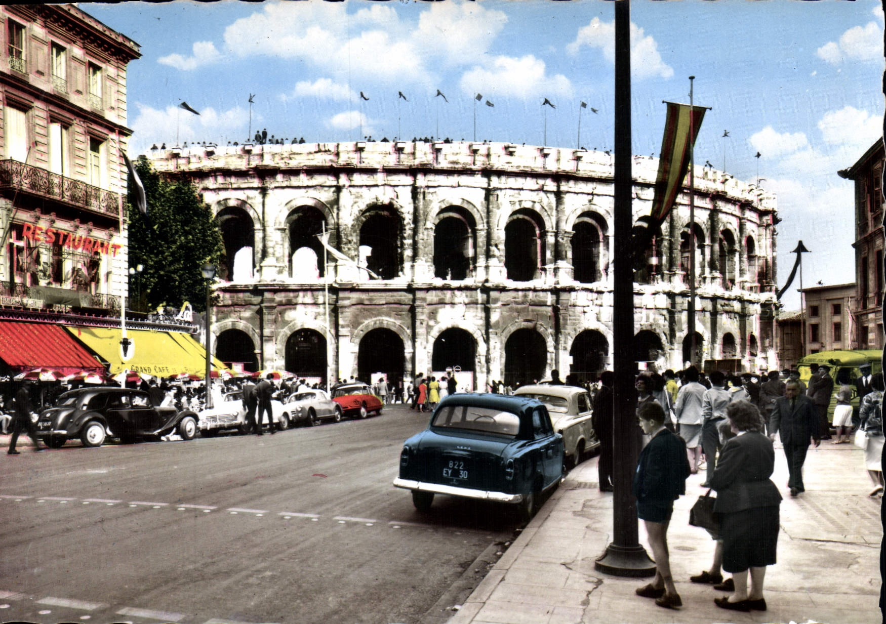 CPSM Nimes Les Arenes A I'Occasion D'Une Corrida