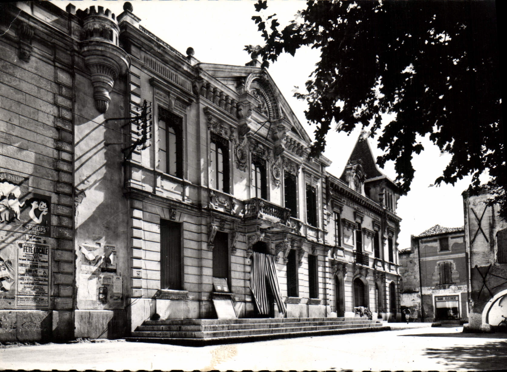 CPSM Aimargues La Mairie Et La Poste