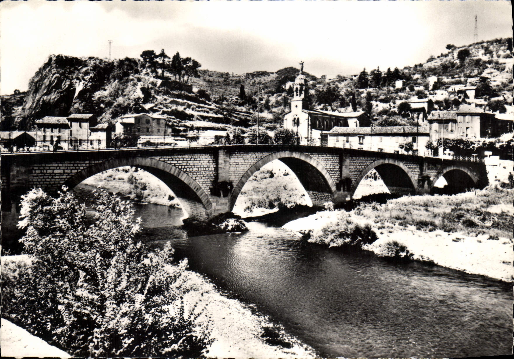 CPSM Ales Pont Sur Le Gardon A Droite