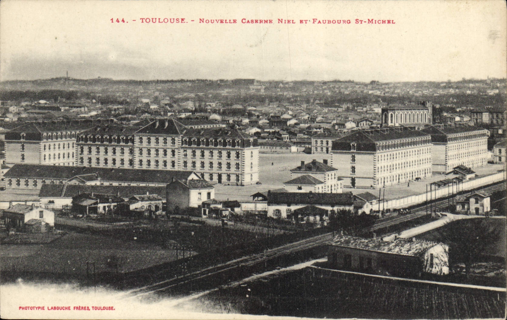 CPA Toulouse Nouvelle Caserne Niel Et Fauaouro