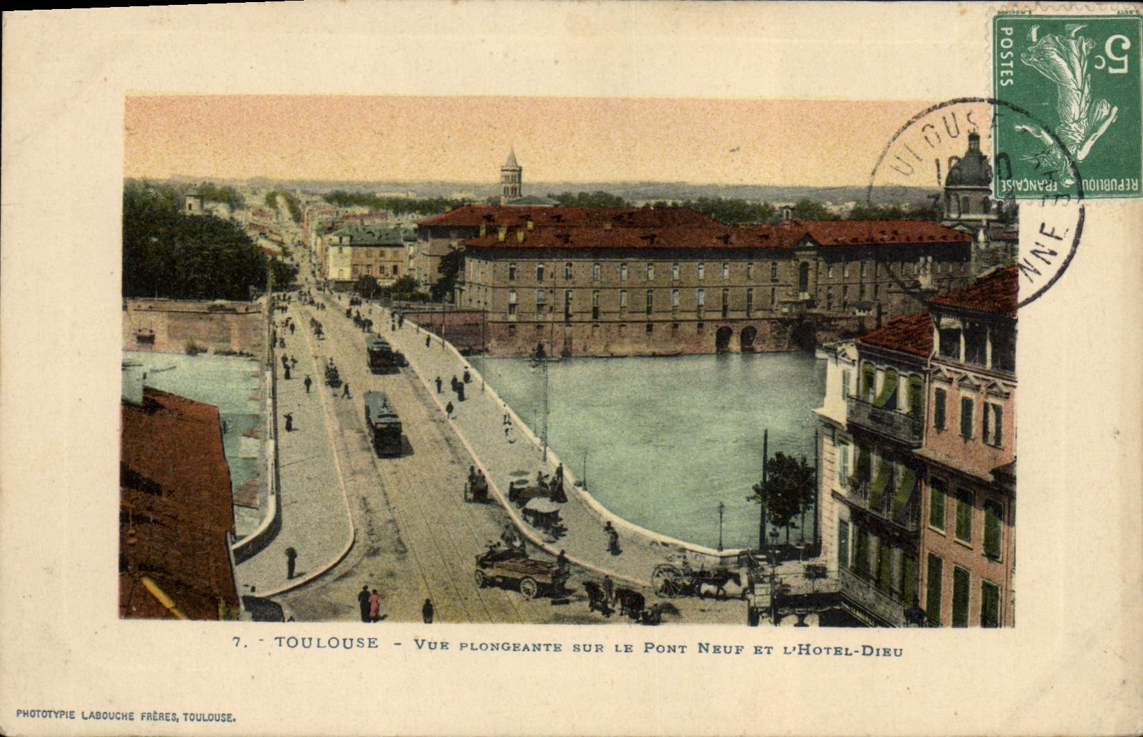 CPA Toulouse Vue Plongeante Sur Le Pont Neuf Et L'Hotel Dieu
