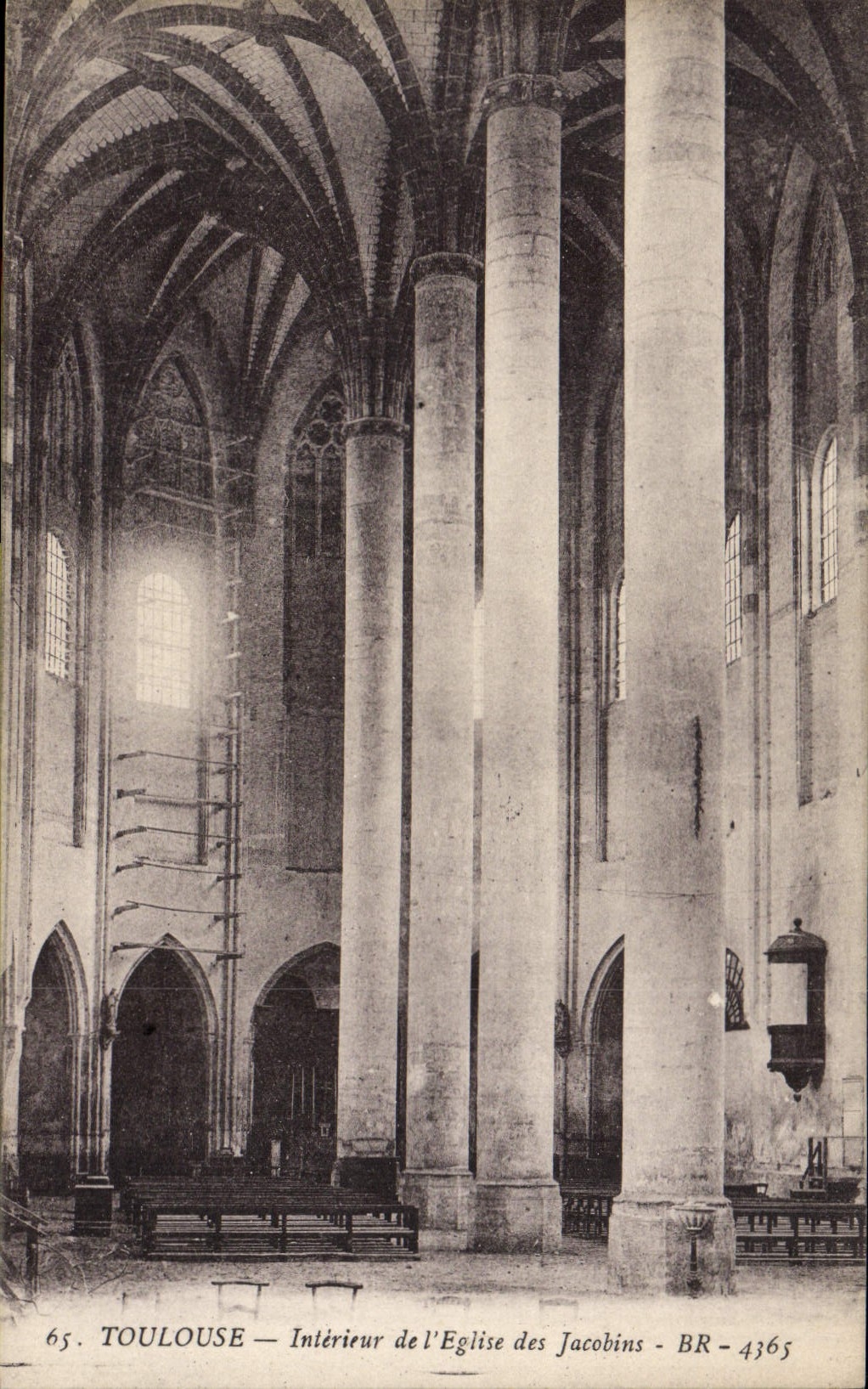 CPA Toulouse Interieur De I'Eglise Des Jacobins