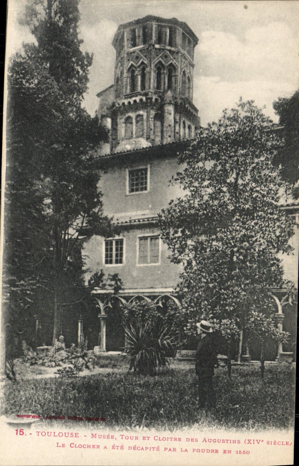 CPA Toulouse Musee Tour Et Cloitre