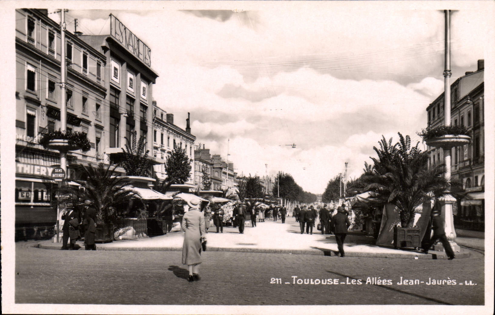 CPA Toulouse Les Allees Jean Jaures