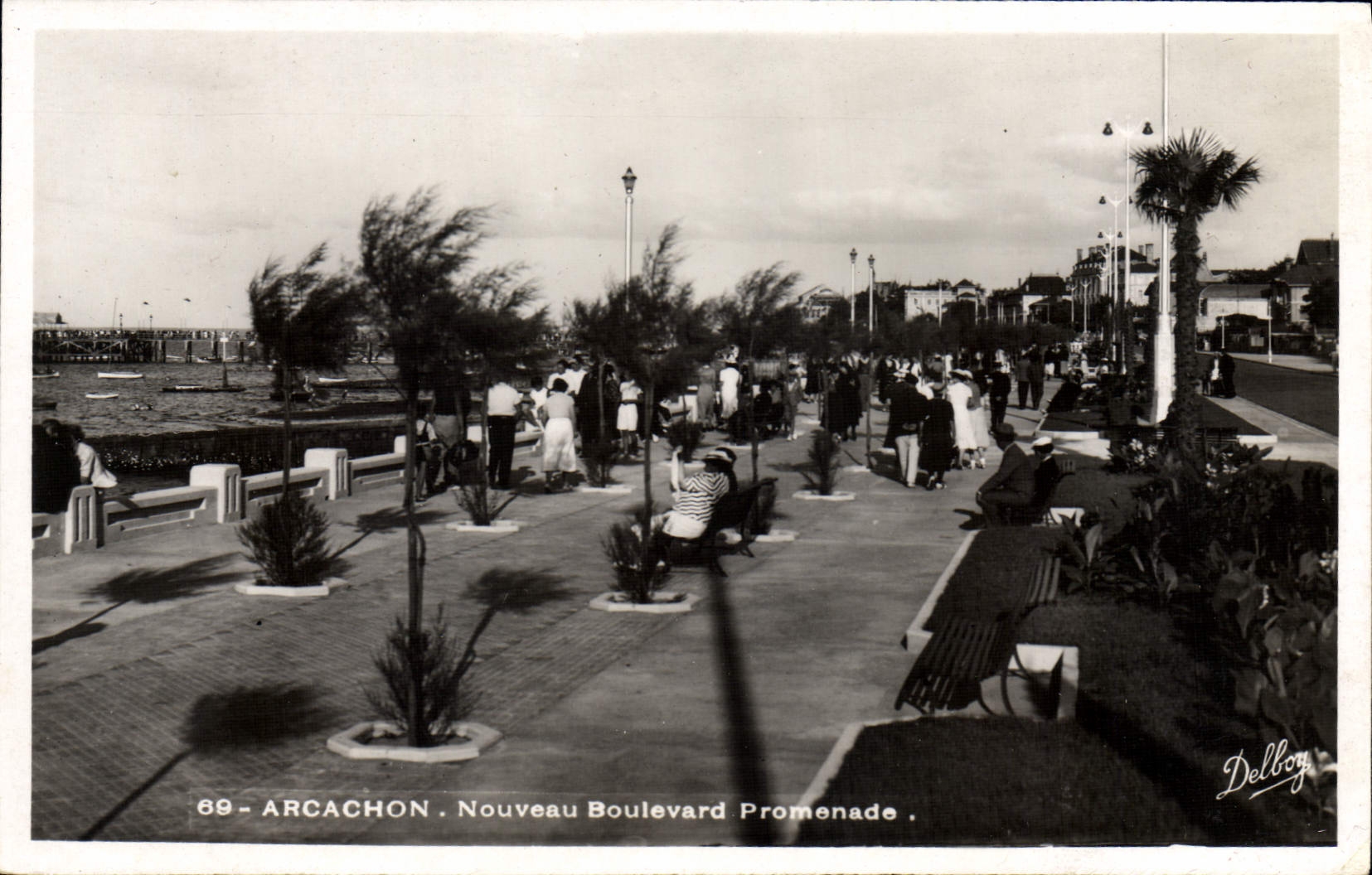 CPA Arcachon Nouveau Boulevard Promenade