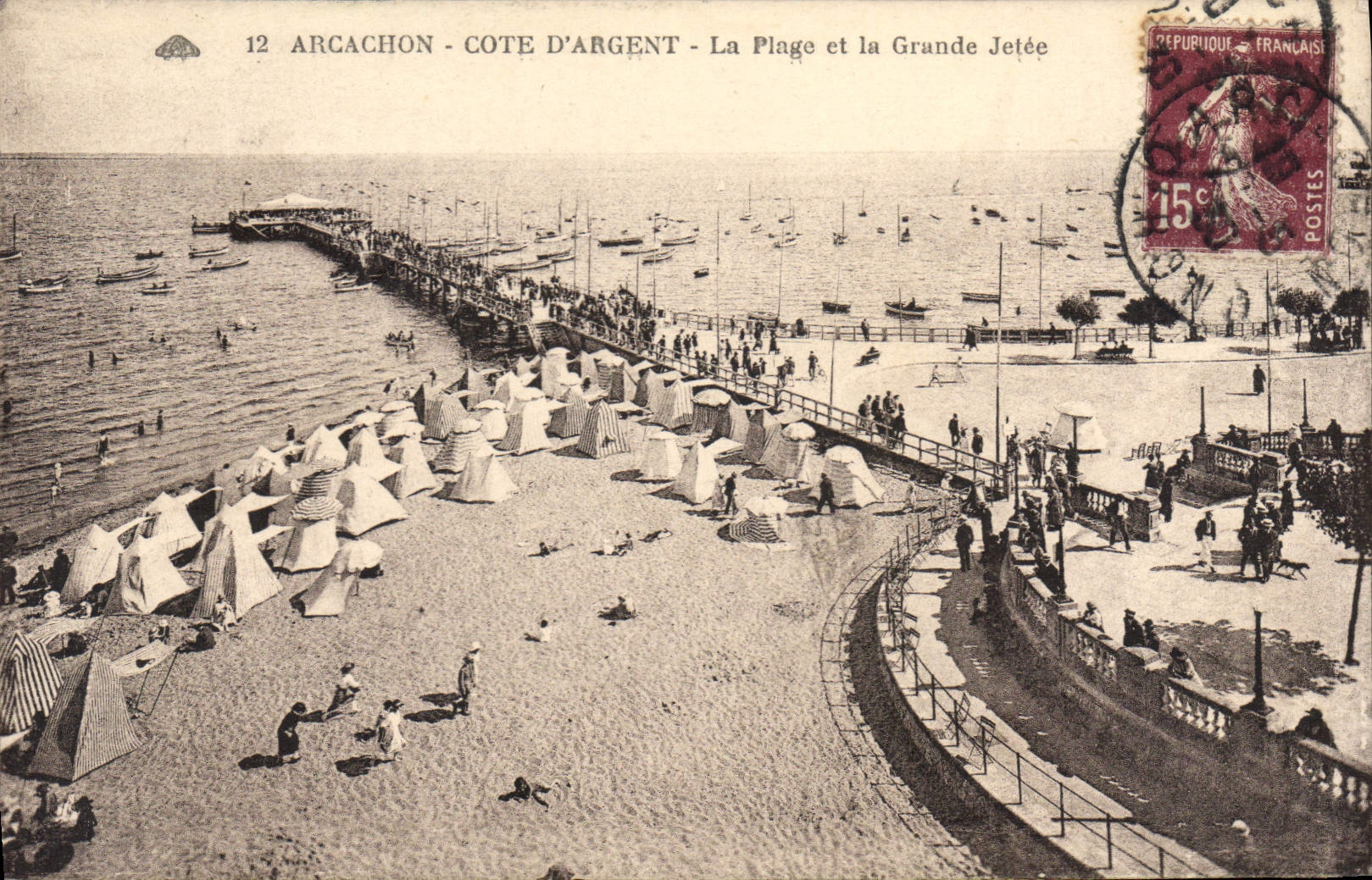 CPA Arcachon Cote D'Argent La Plage Et La Grande Jetee