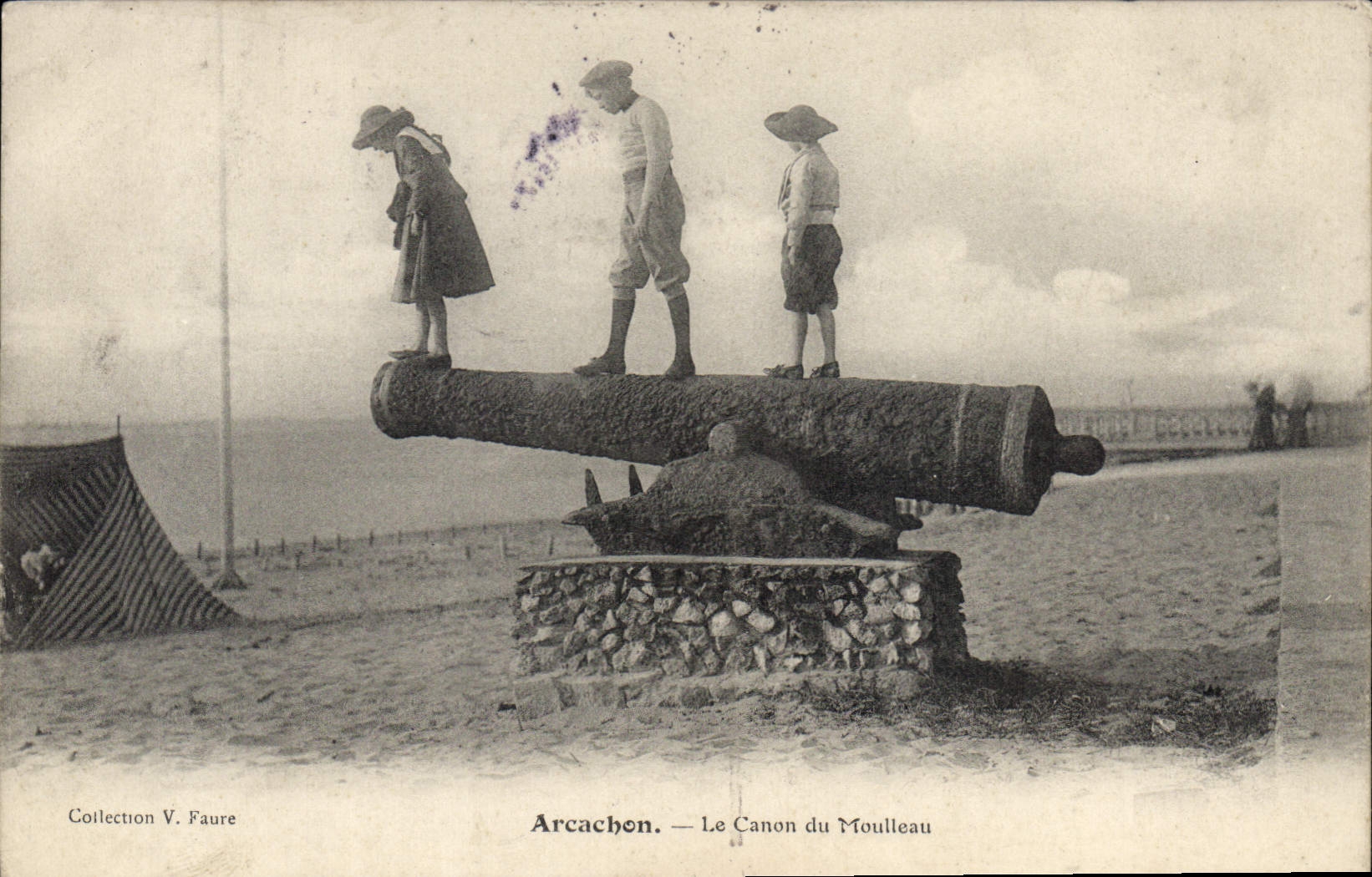 CPA Arcachon Le Canon Du Moulieau