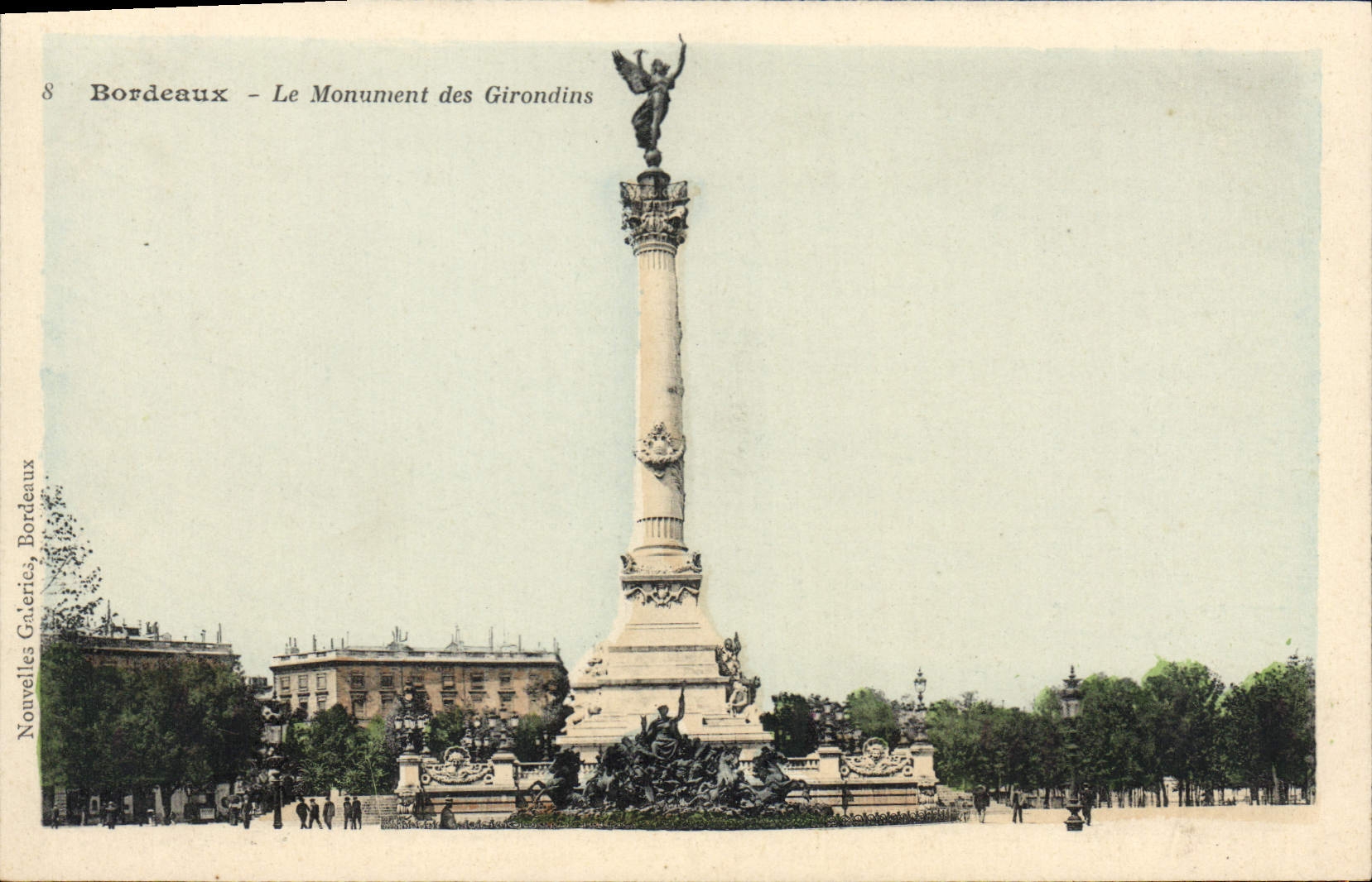 CPA Bordeaux Le Monument Des Girondins