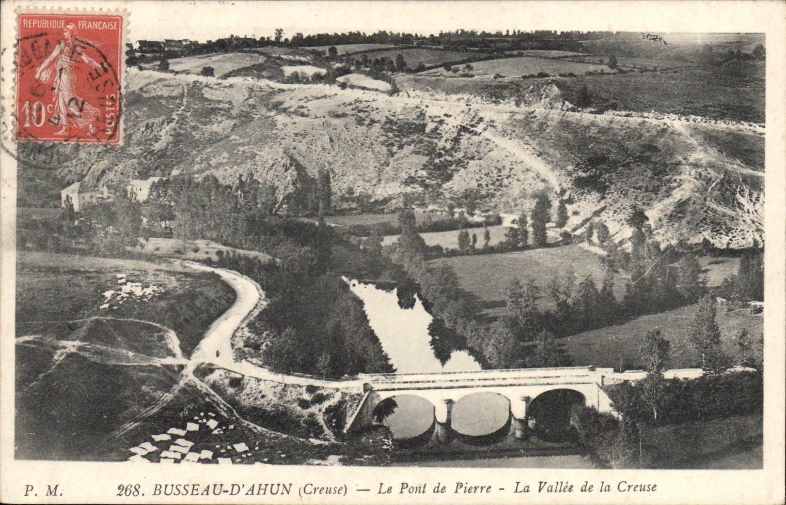 CPA Busseau D'Ahun Le Pont De Pierre La Vallée De La Creuse