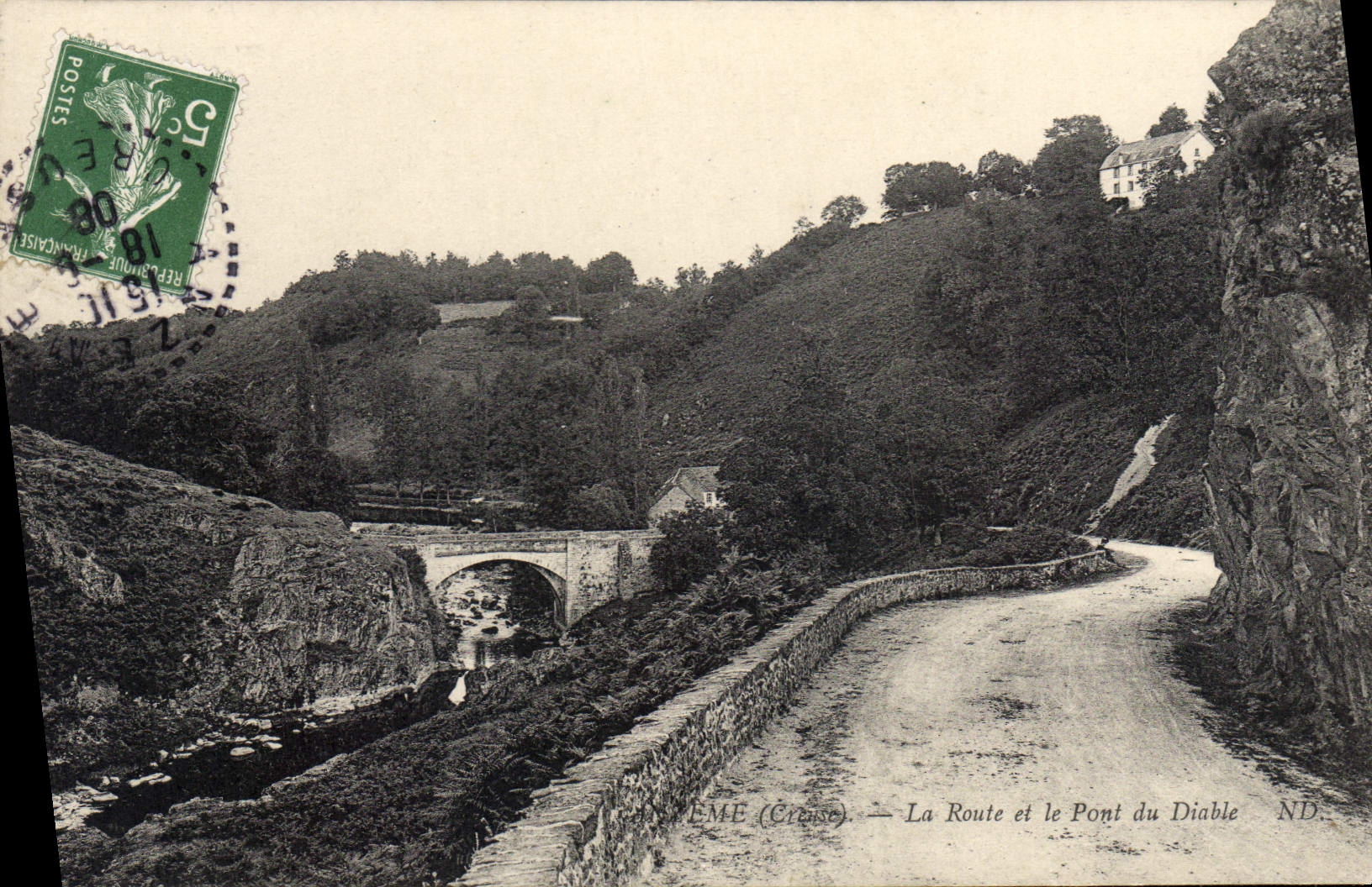 CPA Anzeme La Route Et Le Pont Du Diable