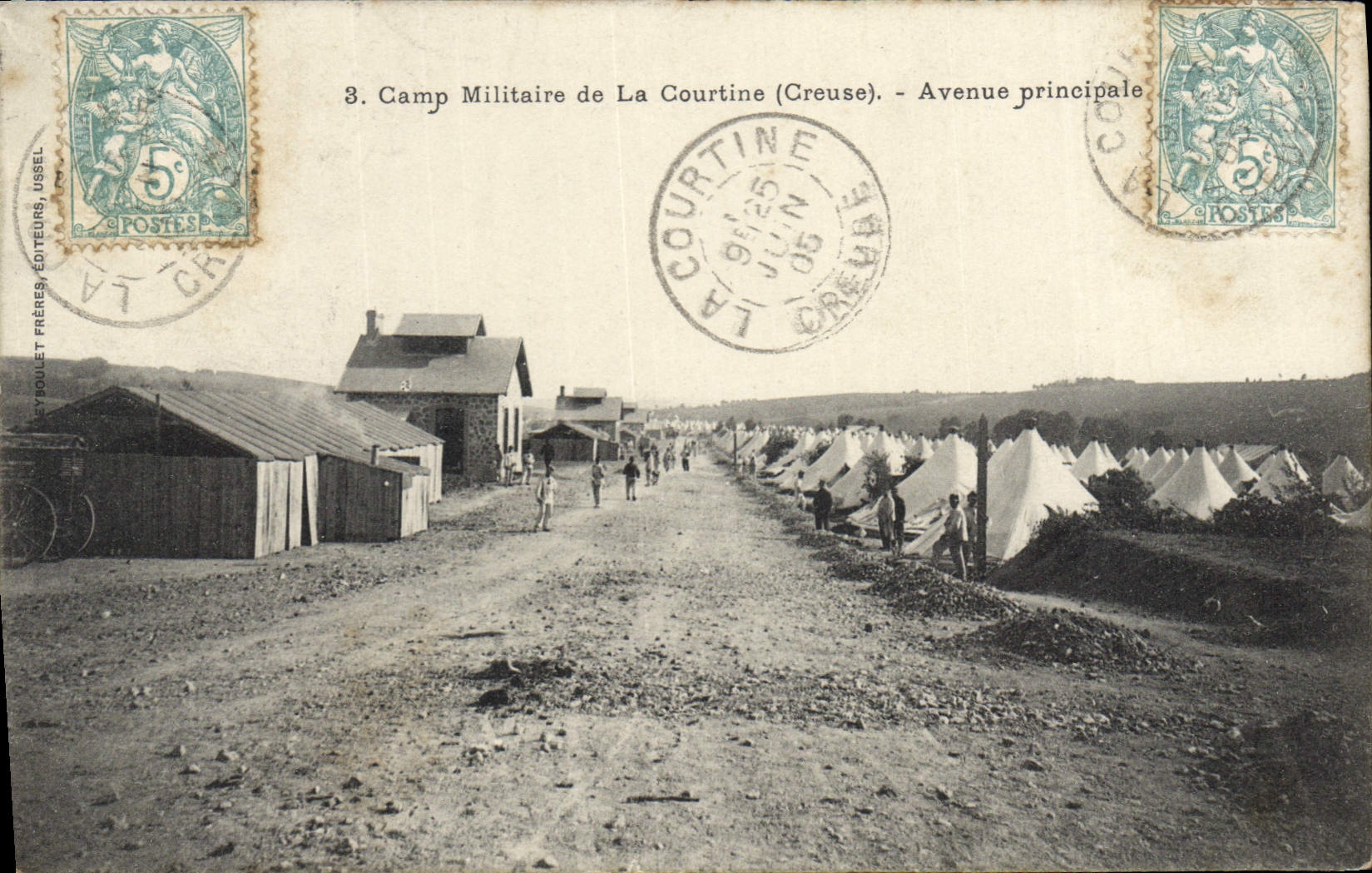 CPA Camp Militaire De La Courtine Avenue Principale