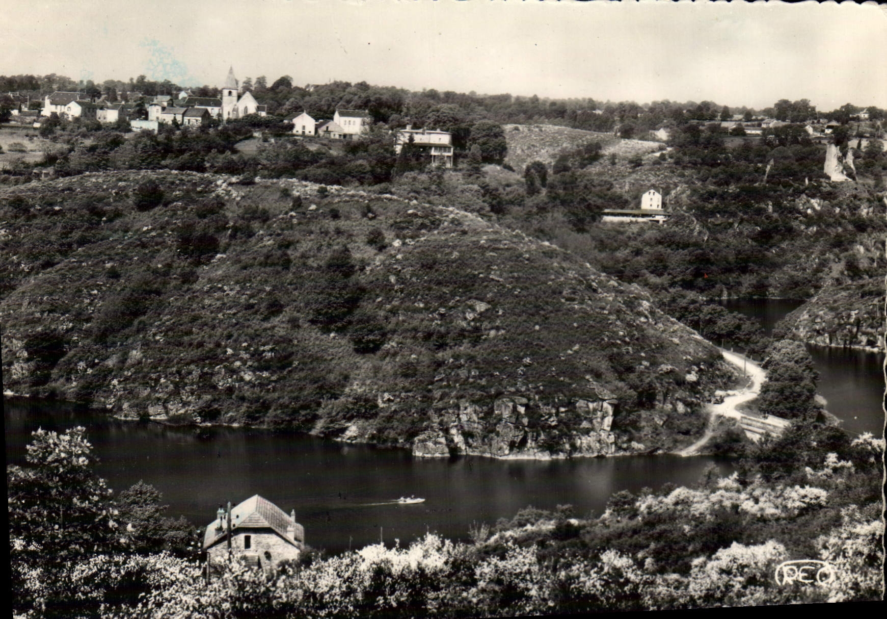 CPSM Crozant Creuse Vue Panoramique
