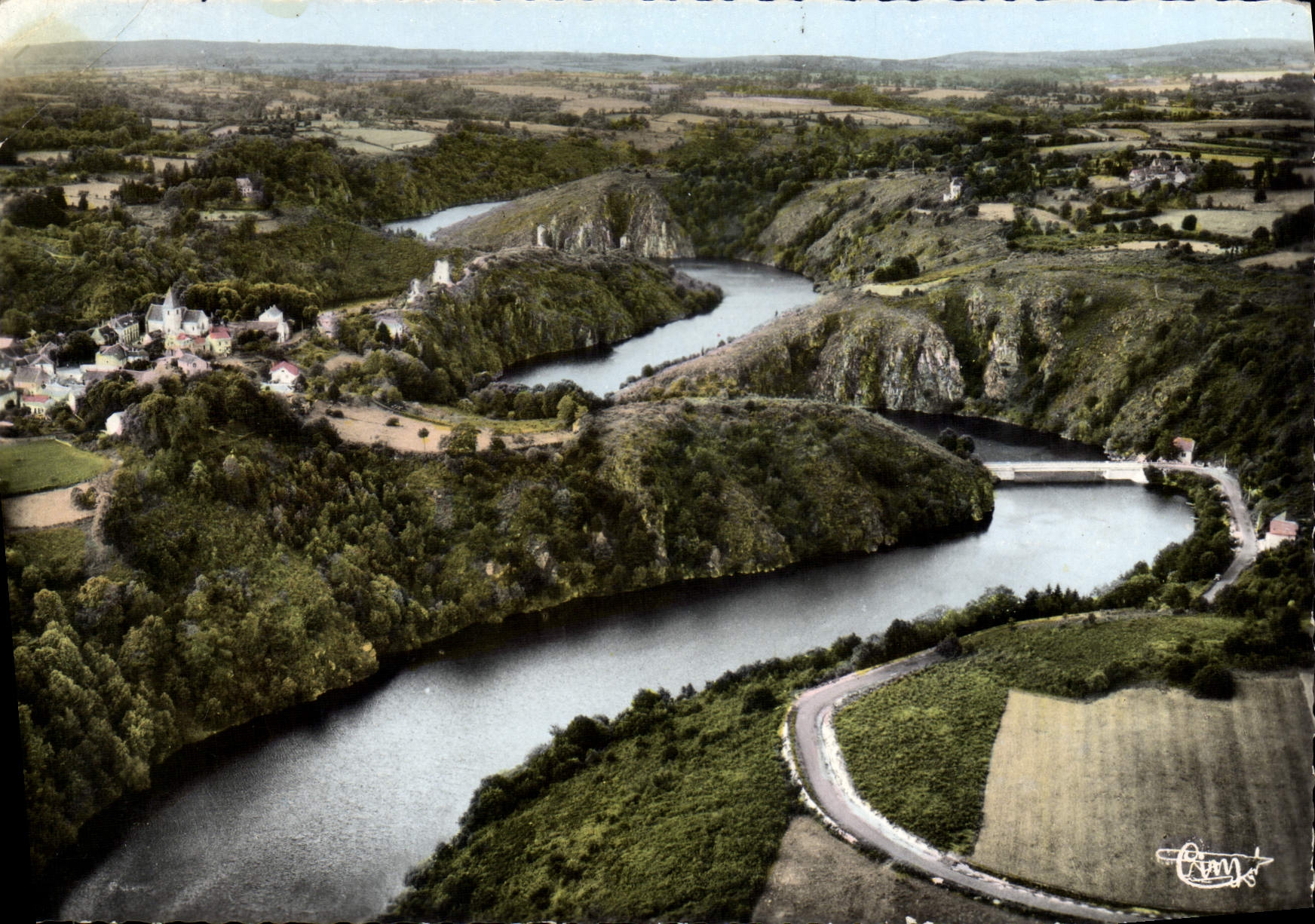 CPSM Crozant Vue Panoramique Aerienne