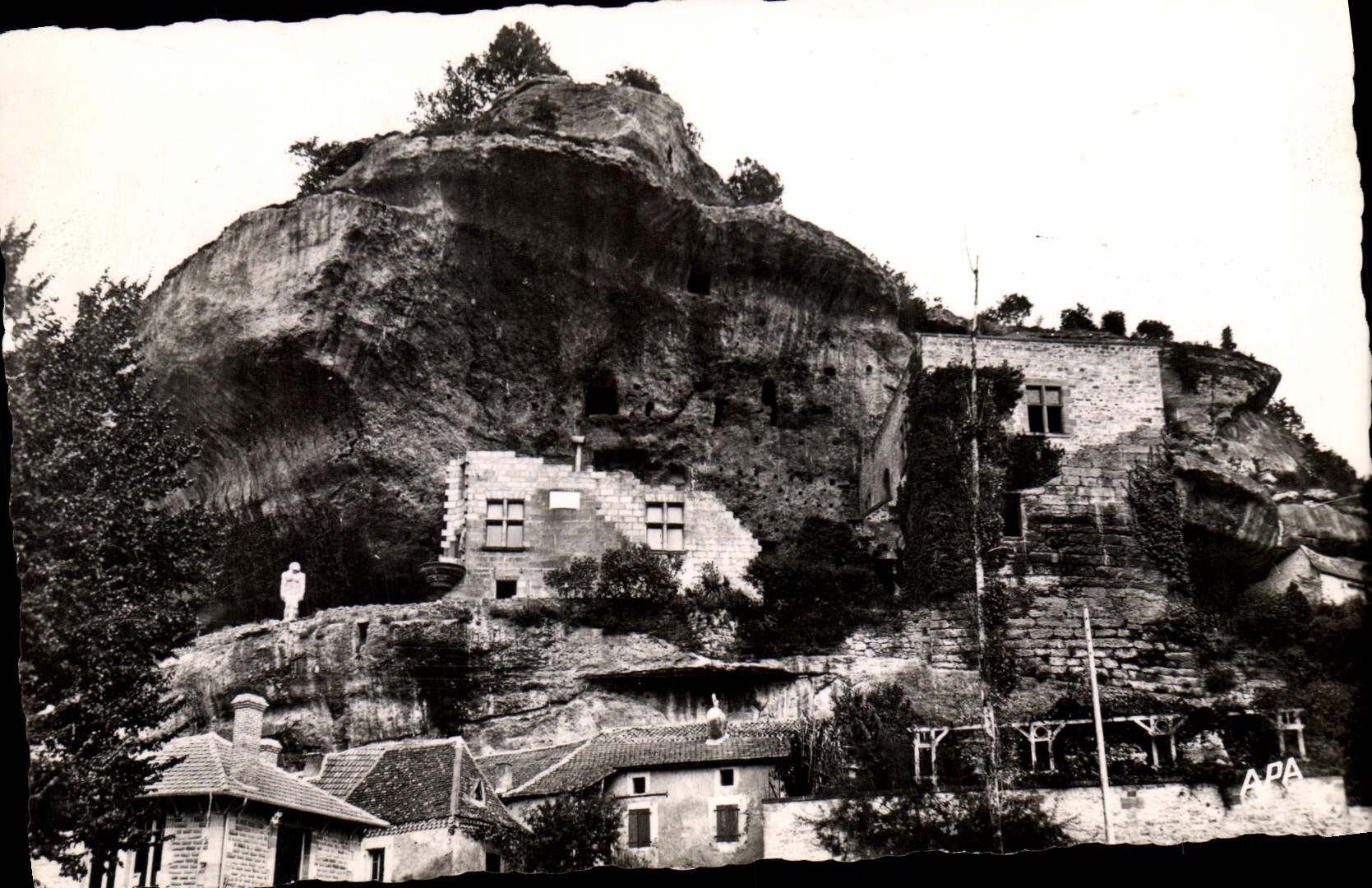 CPA Les Eyzies Capitale De La Prehistoire Le Musee National