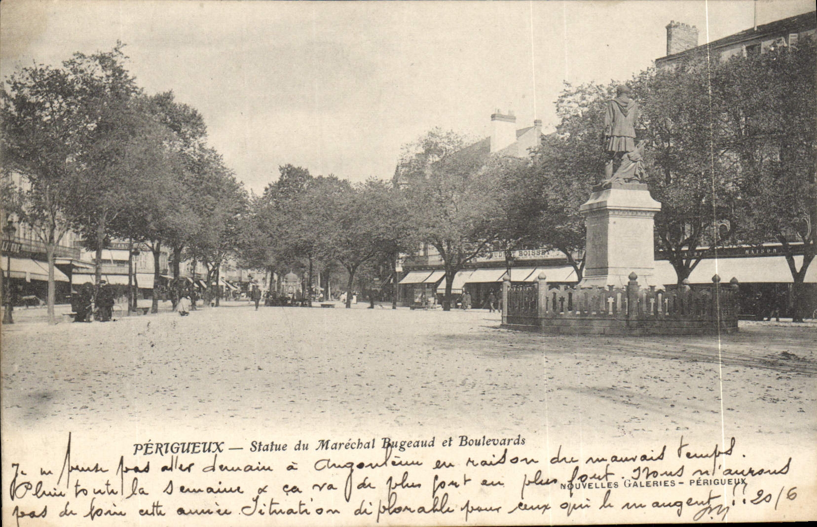 CPA Perigueux Statue Du Marechat Bugeaud Et Boulevards