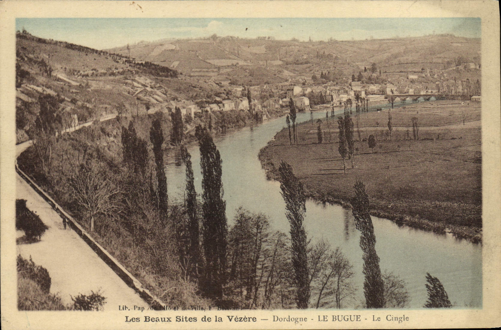 CPA Les Beaux Sites De La Vezere Le Bugue