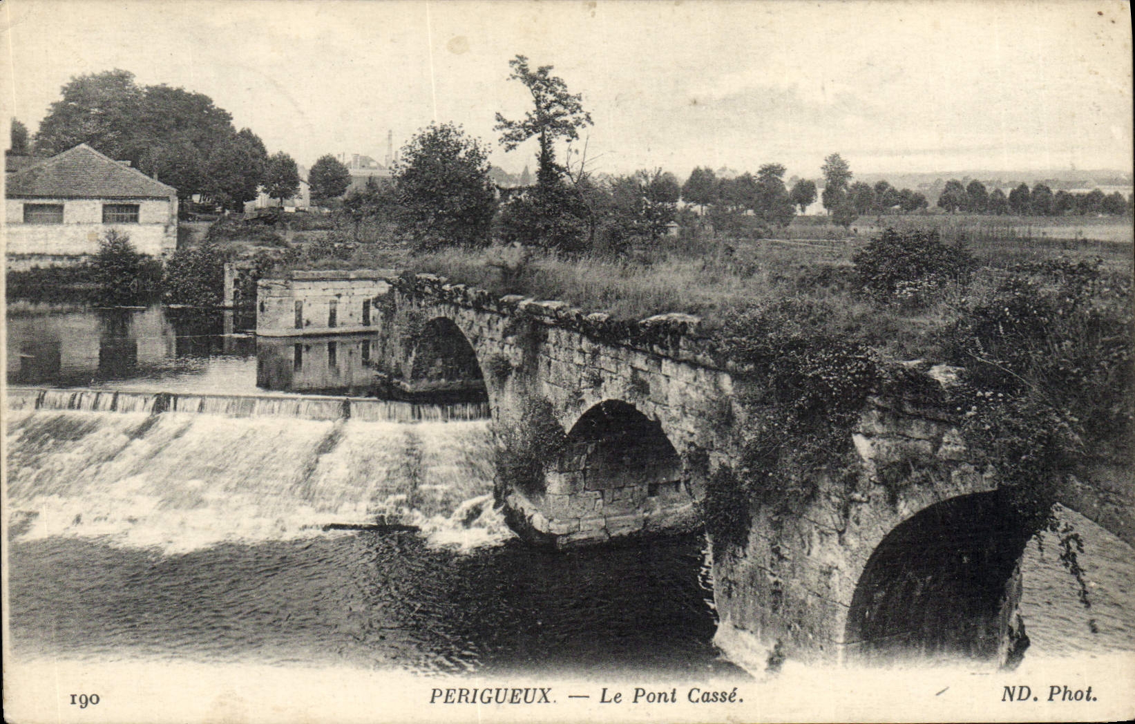 CPA Perigueux Le Pont Casse