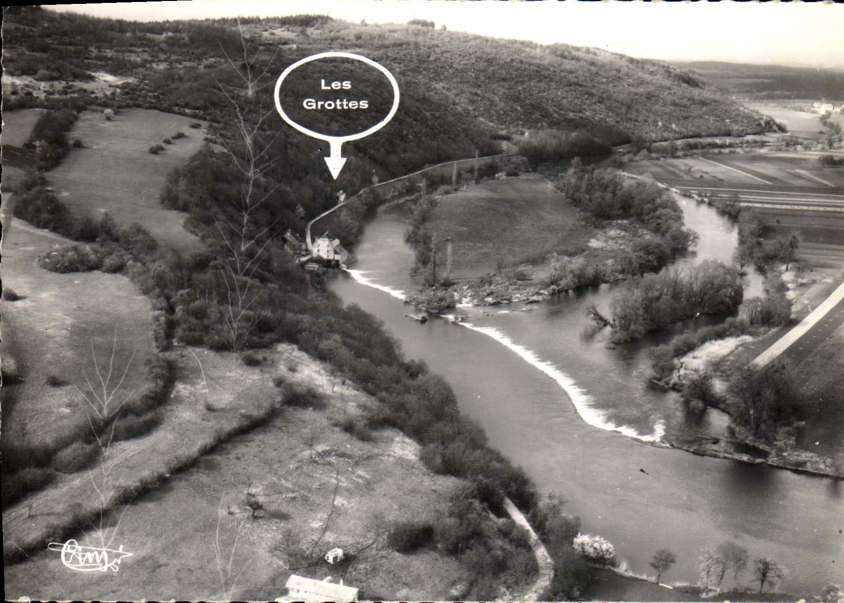 CPSM Sites Pittoresques De La Vallee Du Doubs Les Grottes D'Osselle Vue Aerienne